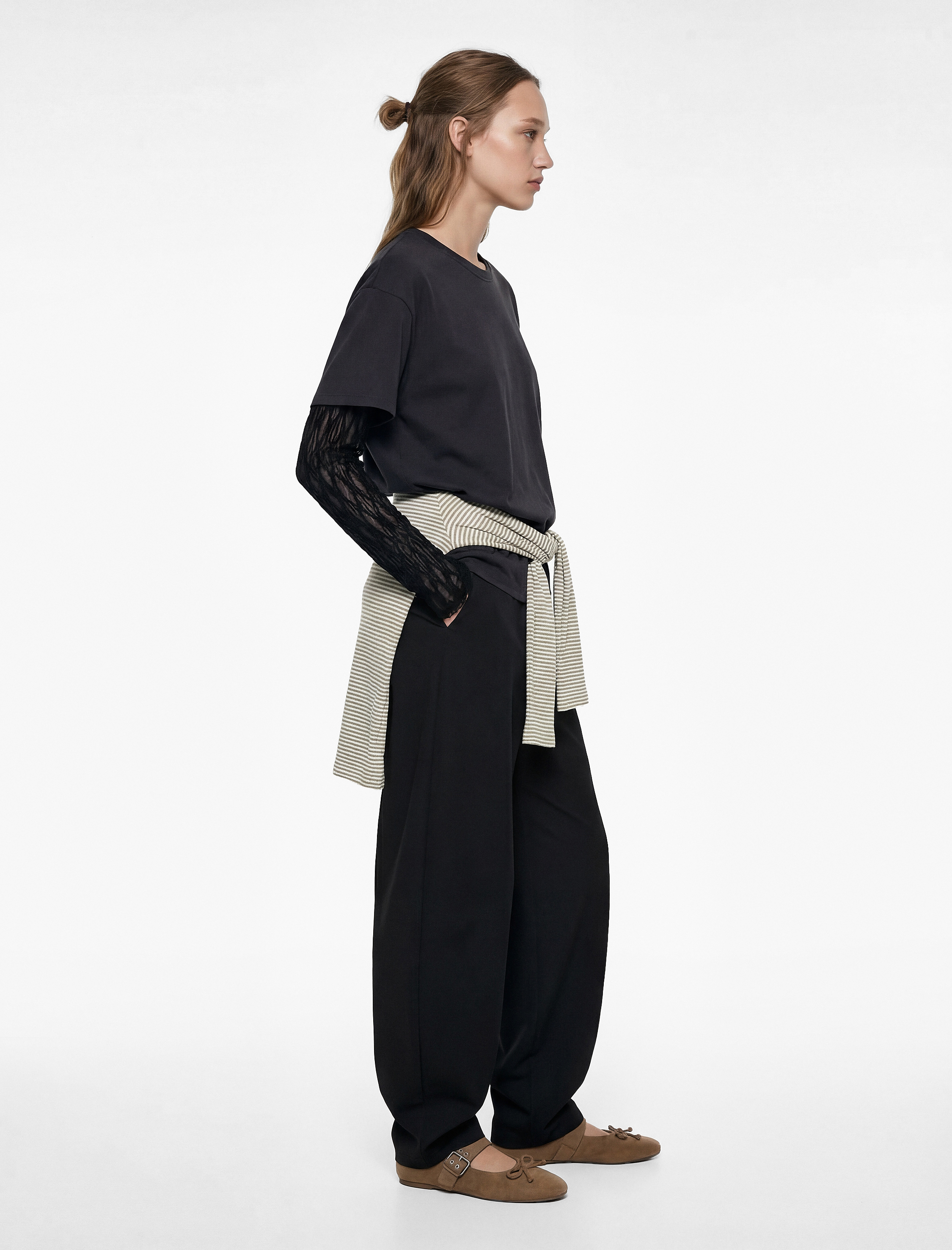   Rahat Kalıp Uzun Kollu Dantel Detaylı Bisiklet Yaka Tişört