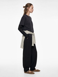 Rahat Kalıp Uzun Kollu Dantel Detaylı Bisiklet Yaka Tişört