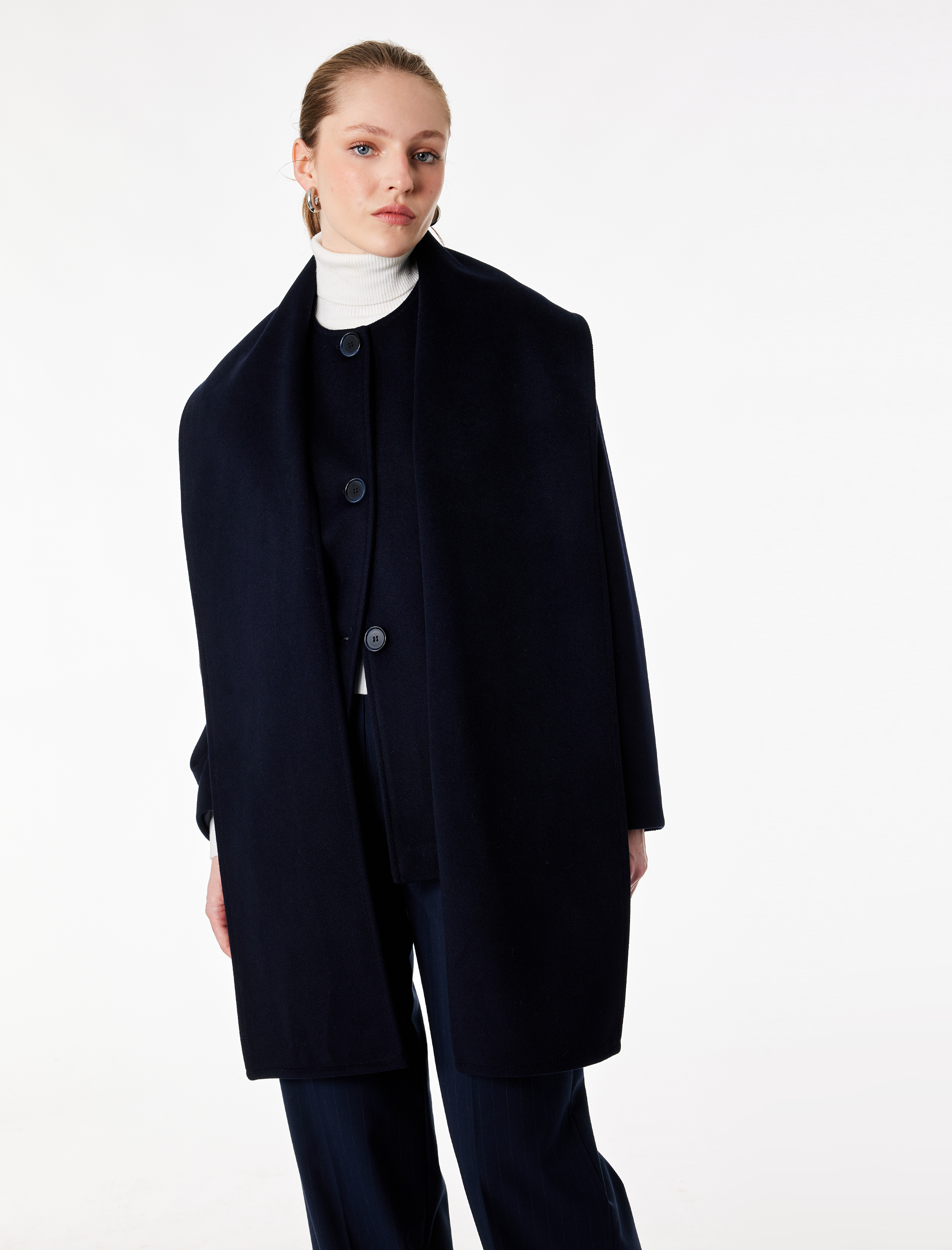   Uzun Kollu Düğmeli Cepli Şal Yaka Mevsimlik Ceket