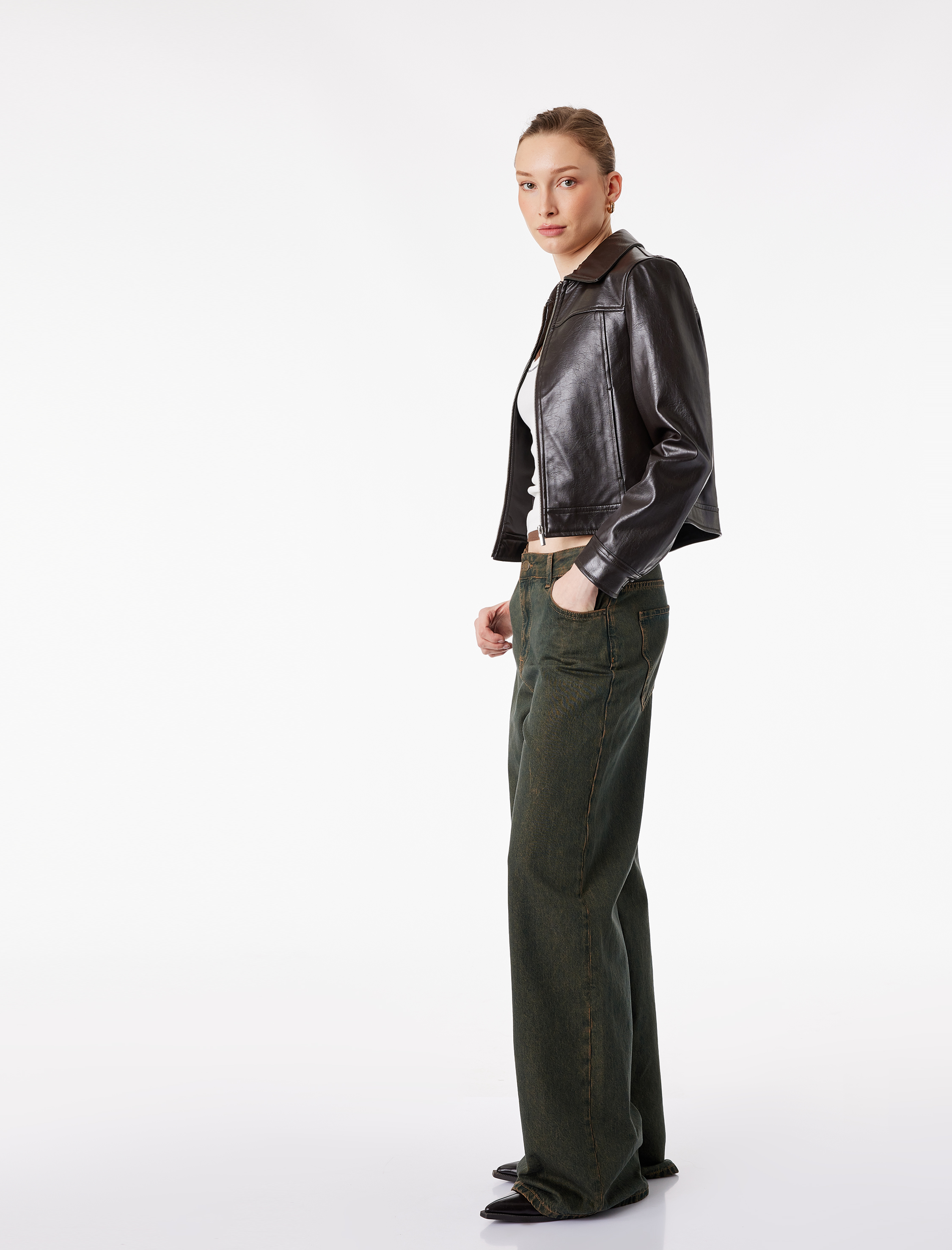   Bol Kalıp Düğmeli Cepli Yıkamalı Geniş Paça Denim Pantolon - Loose Straight Fit Jean