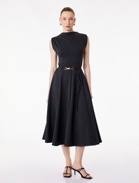 Pileli Yuvarlak Yaka Kolsuz Midi Boy Kemerli Elbise