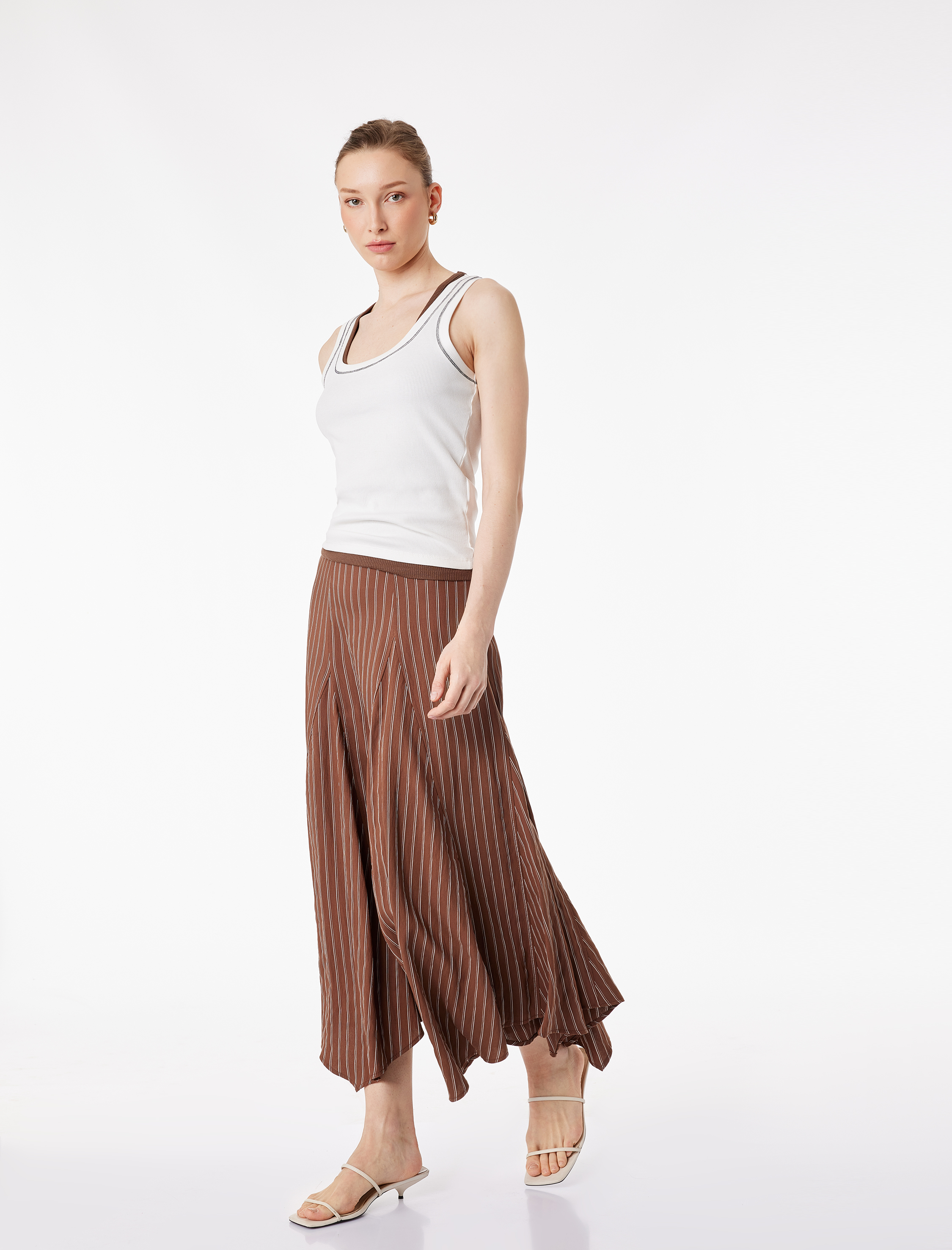   Viskoz Karışımlı Asimetrik Çizgili Midi Etek