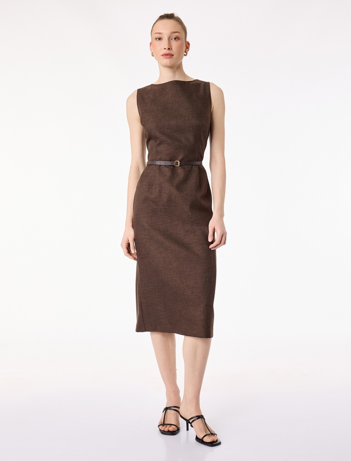  Kemer Detaylı Bisiklet Yaka Kolsuz Midi Elbise