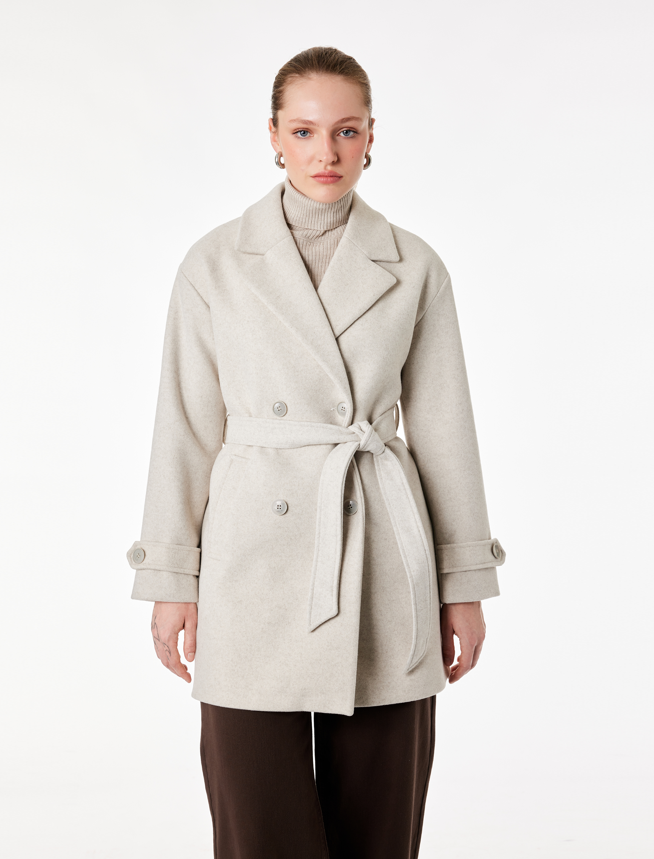   Uzun Kollu Cepli Kruvaze Kaşe Trenç Kaban