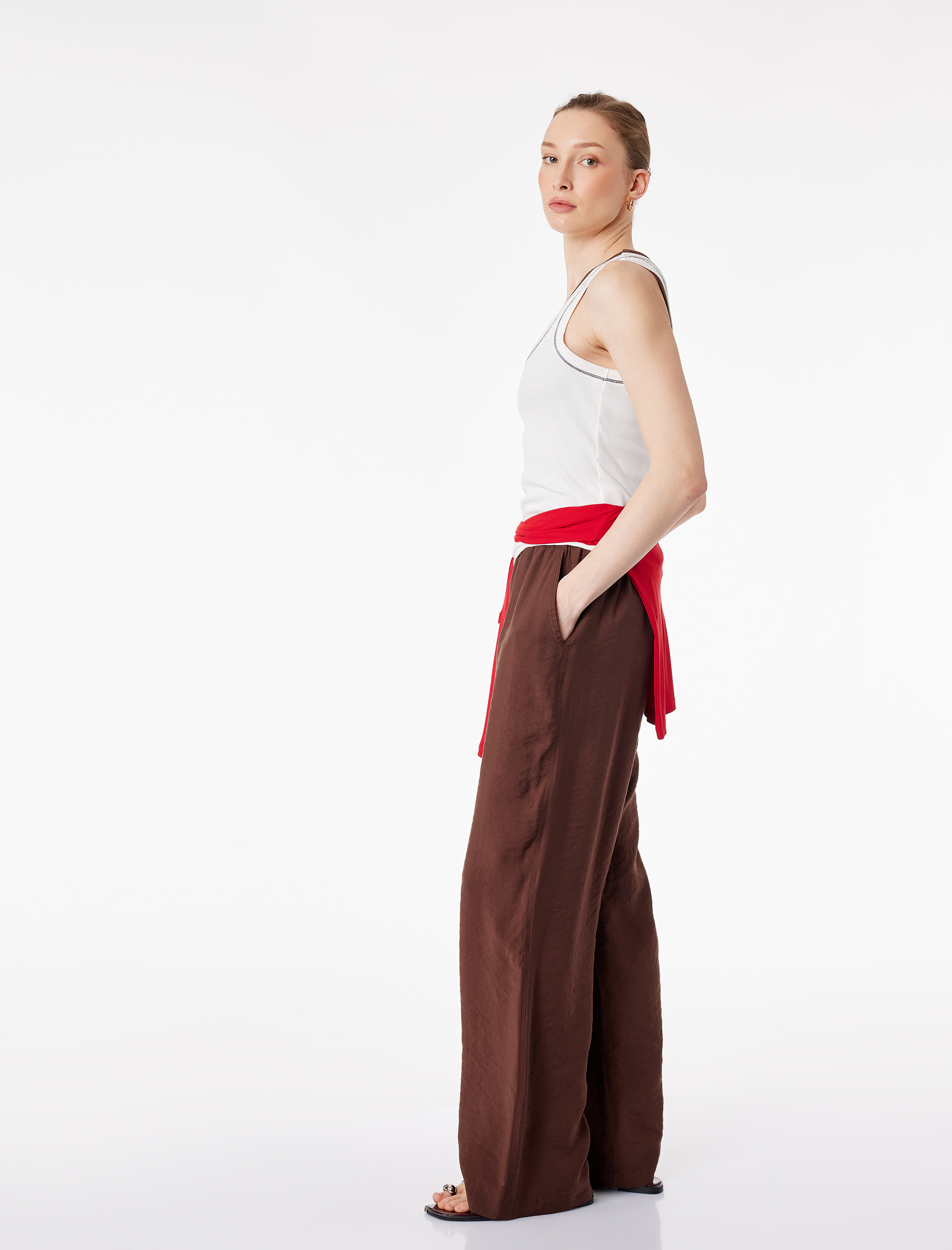   Modal Kumaş Beli Lastikli Cepli Düz Bol Paça Pantolon