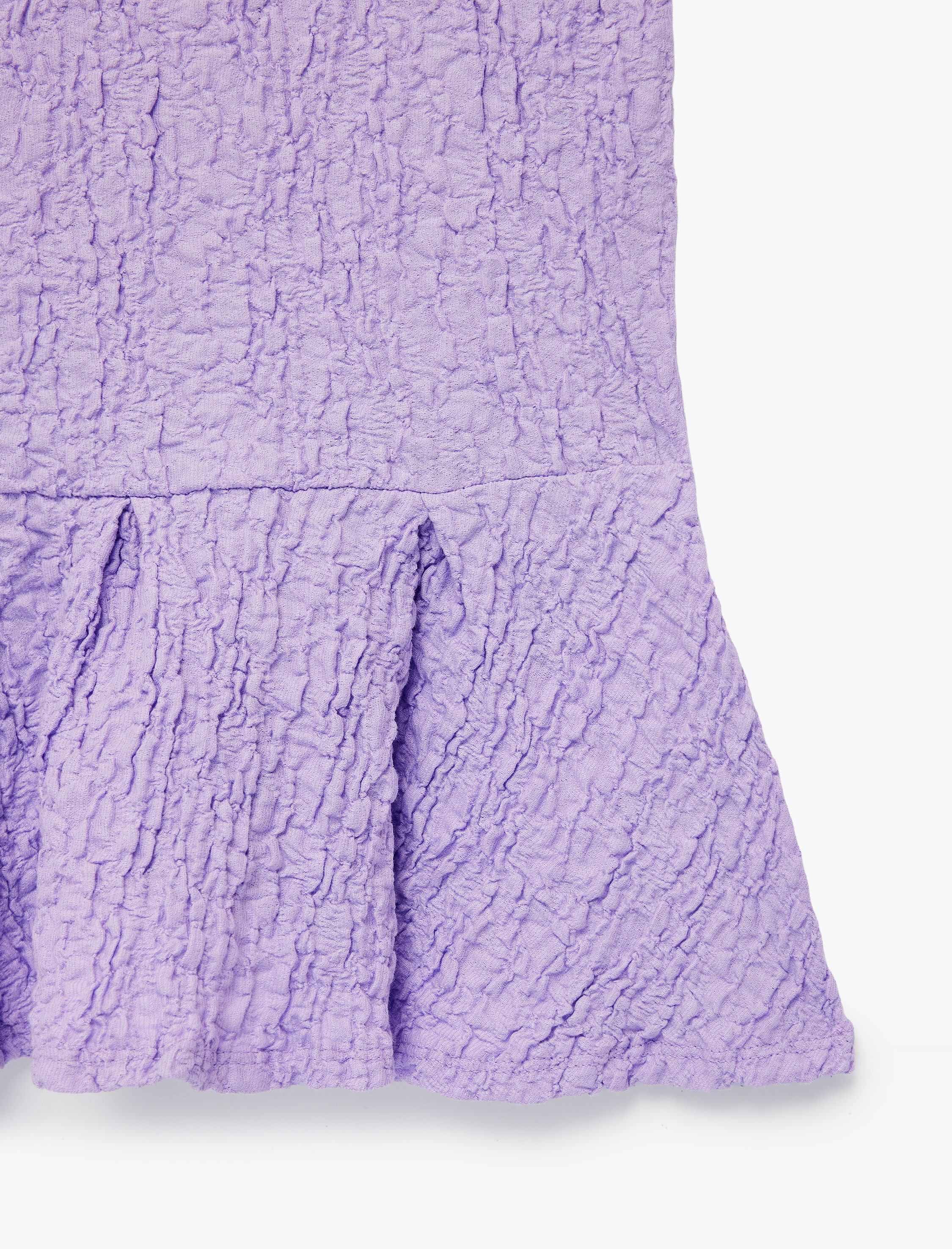   Slim Fit Bisiklet Yaka Kısa Kollu Dokulu Peplum Bluz