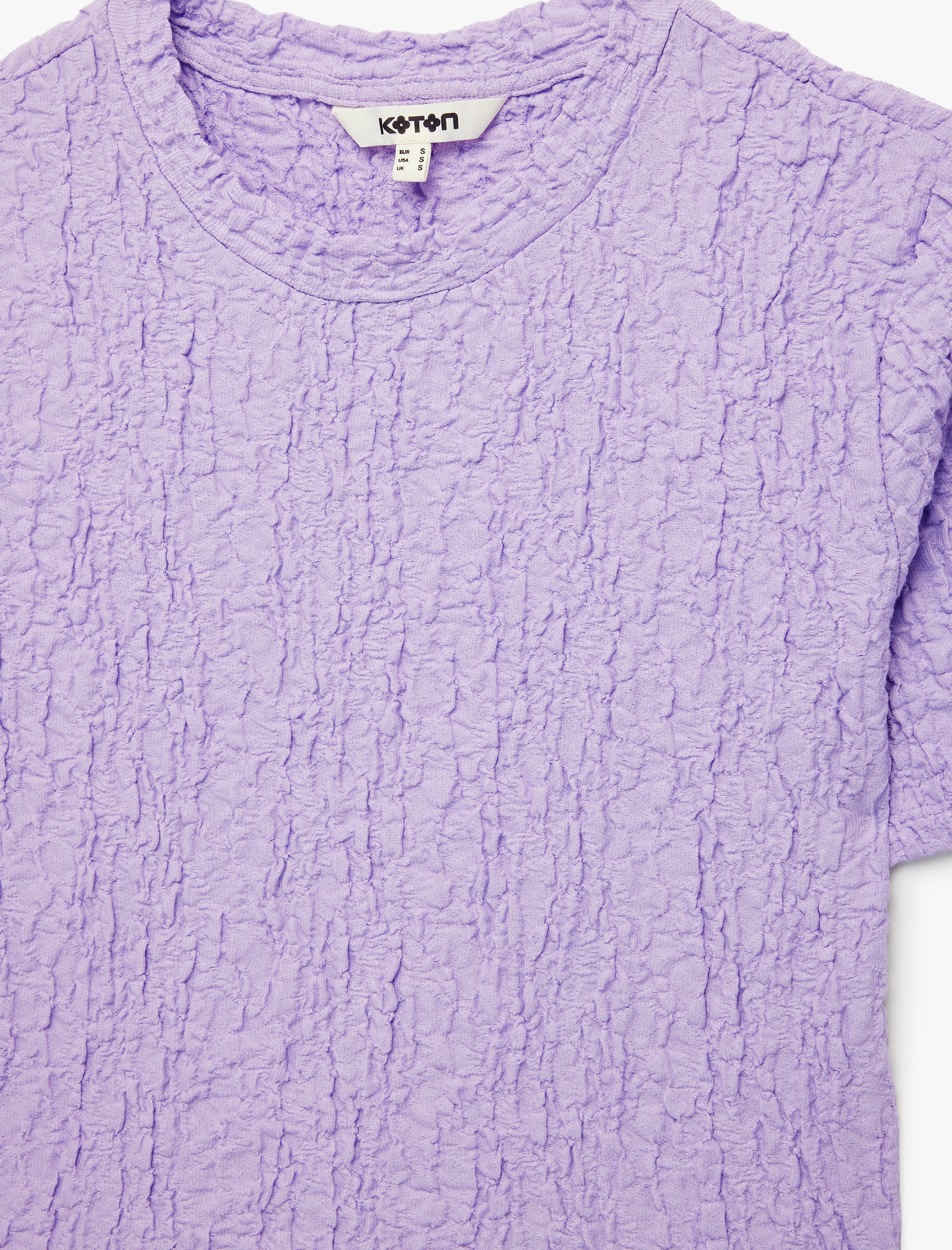   Slim Fit Bisiklet Yaka Kısa Kollu Dokulu Peplum Bluz