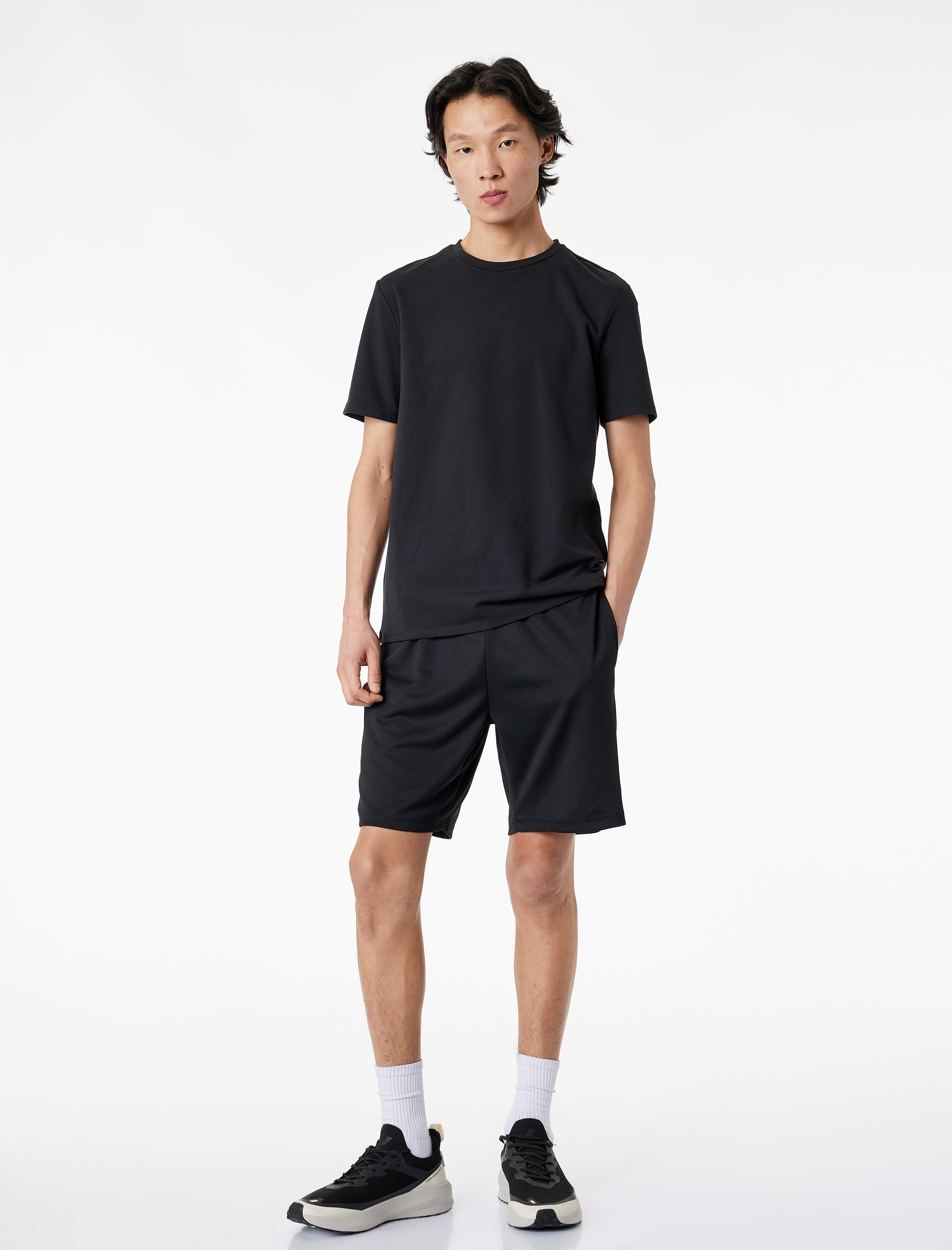   Kısa Kollu Rahat Kalıp Bisiklet Yaka Basic Spor Tişört