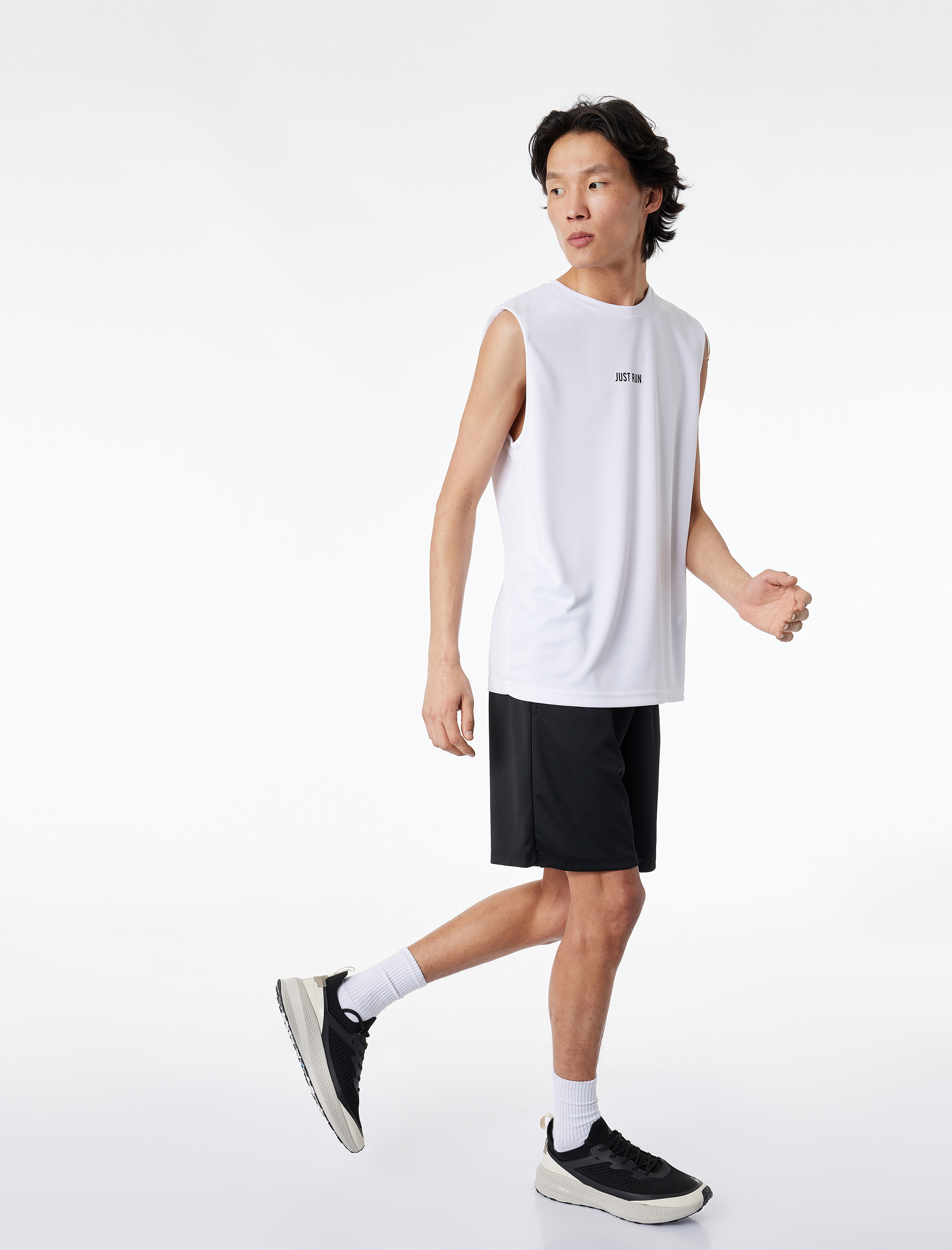   Rahat Kalıp Bisiklet Yaka Kolsuz Arkası Baskılı Spor Atlet