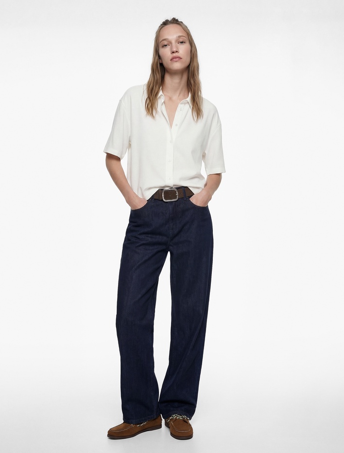  Pamuklu Düğmeli Klasik Yaka Kısa Kollu Crop Gömlek