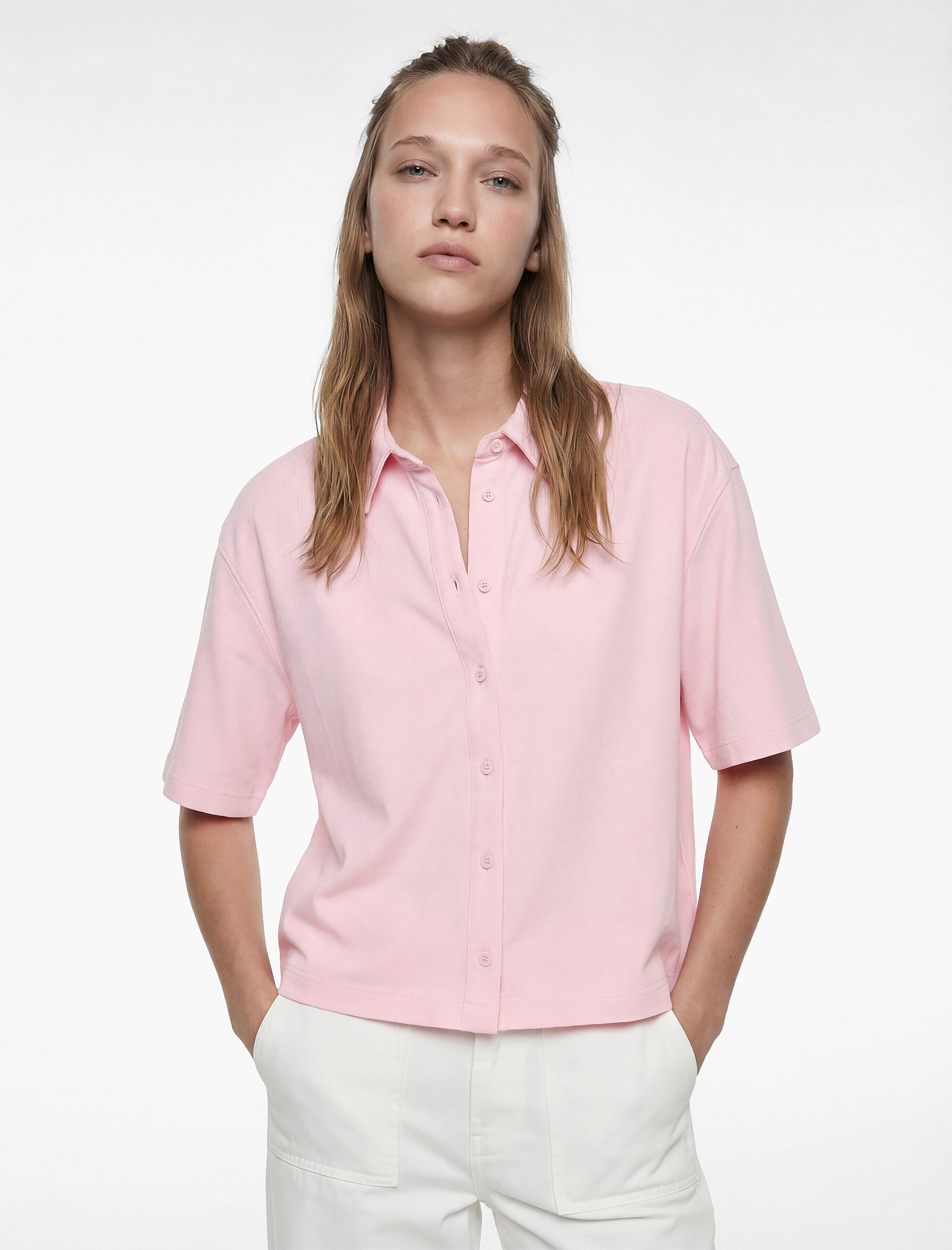   Pamuklu Düğmeli Klasik Yaka Kısa Kollu Crop Gömlek