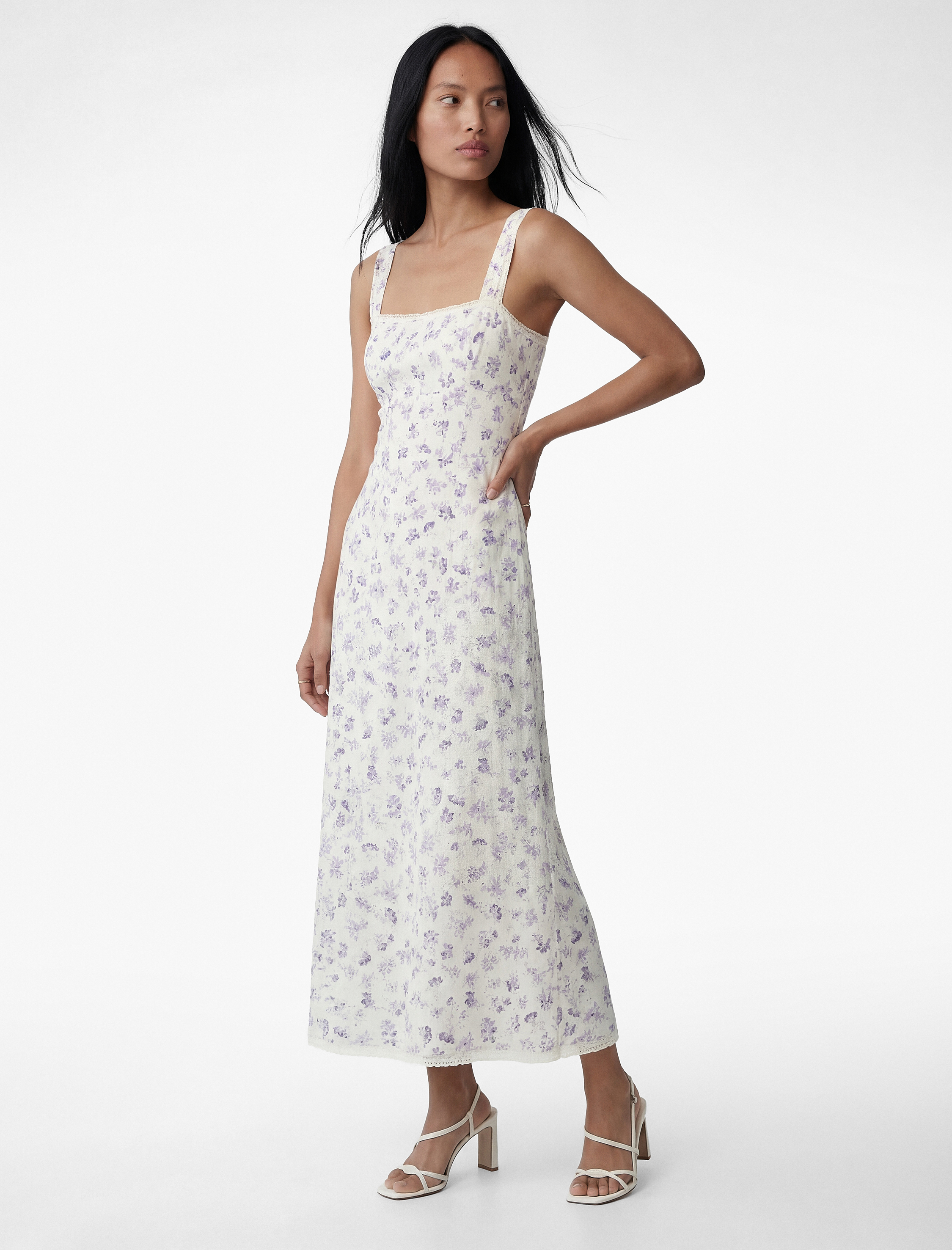   Pamuklu İnce Askılı Çiçekli Midi Kloş Poplin Elbise