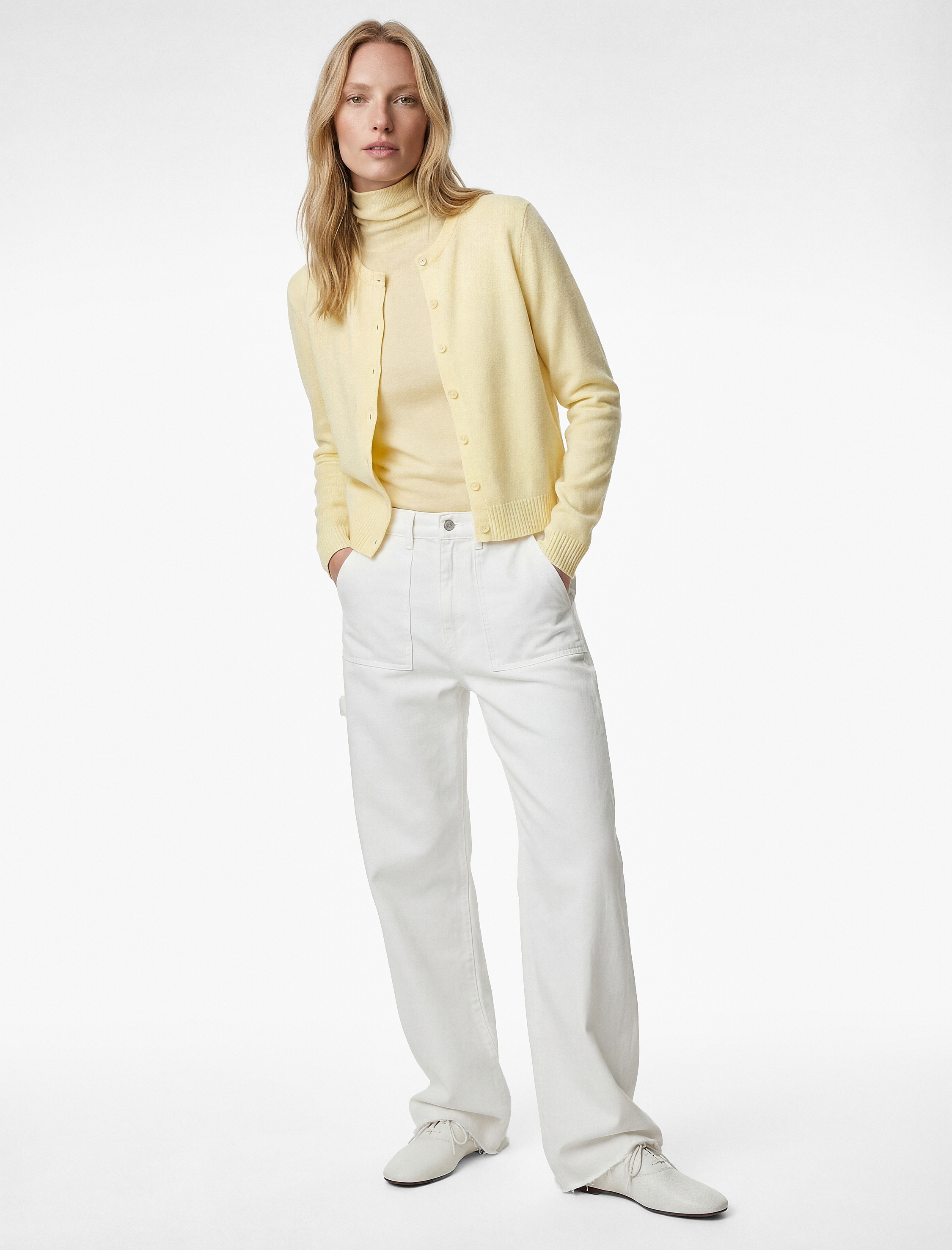   Uzun Kollu Bisiklet Yaka Düğmeli Triko Hırka