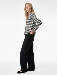 Regular Fit Pens Detaylı Uzun Kollu Yakasız Ekose Gömlek