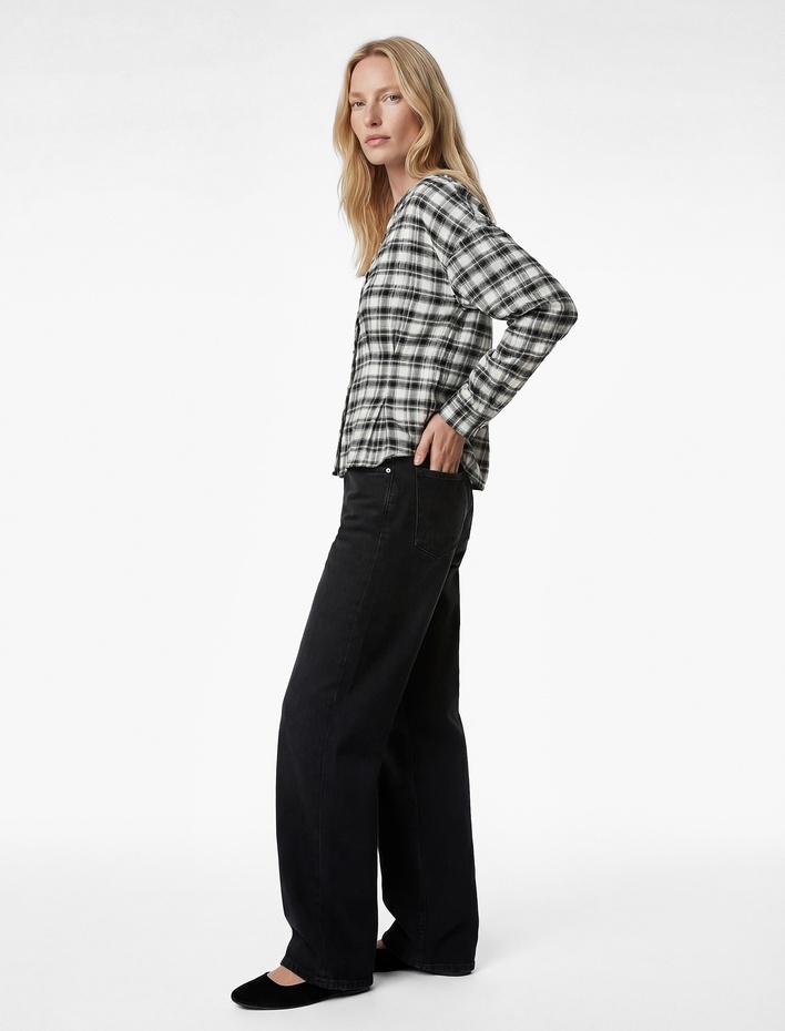  Regular Fit Pens Detaylı Uzun Kollu Yakasız Ekose Gömlek