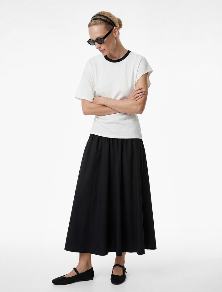  Keten Karışımlı Slim Fit Bisiklet Yaka Asimetrik Kısa Kol Detaylı Tişört