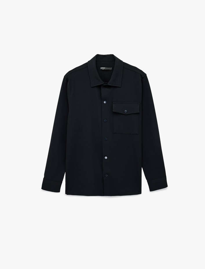  Regular Fit Viskon Karışımlı Kapaklı Cepli Klasik Yaka Uzun Kollu Gömlek