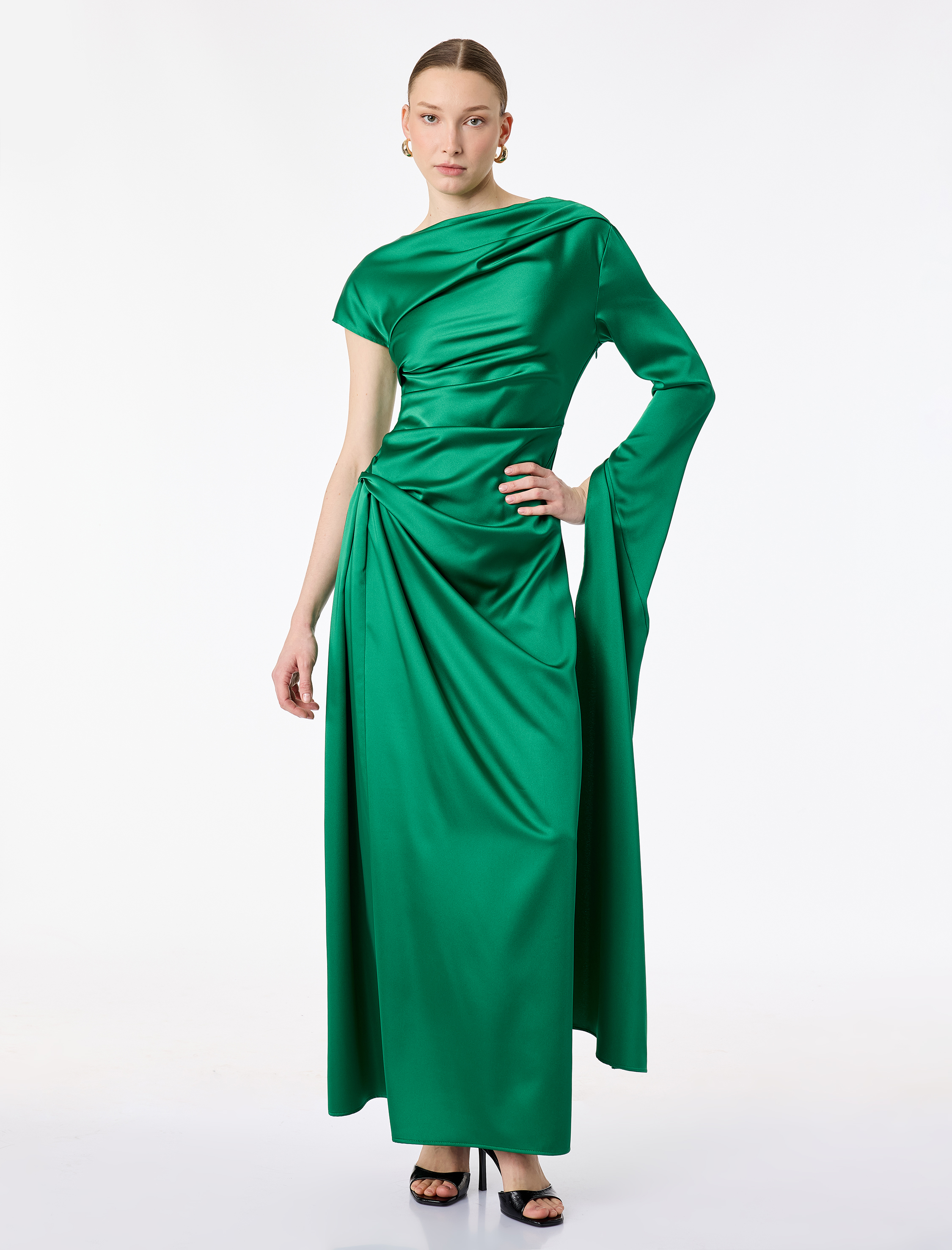   Kayık Yaka Tek Yarasa Kol Drapeli Uzun Abiye Elbise