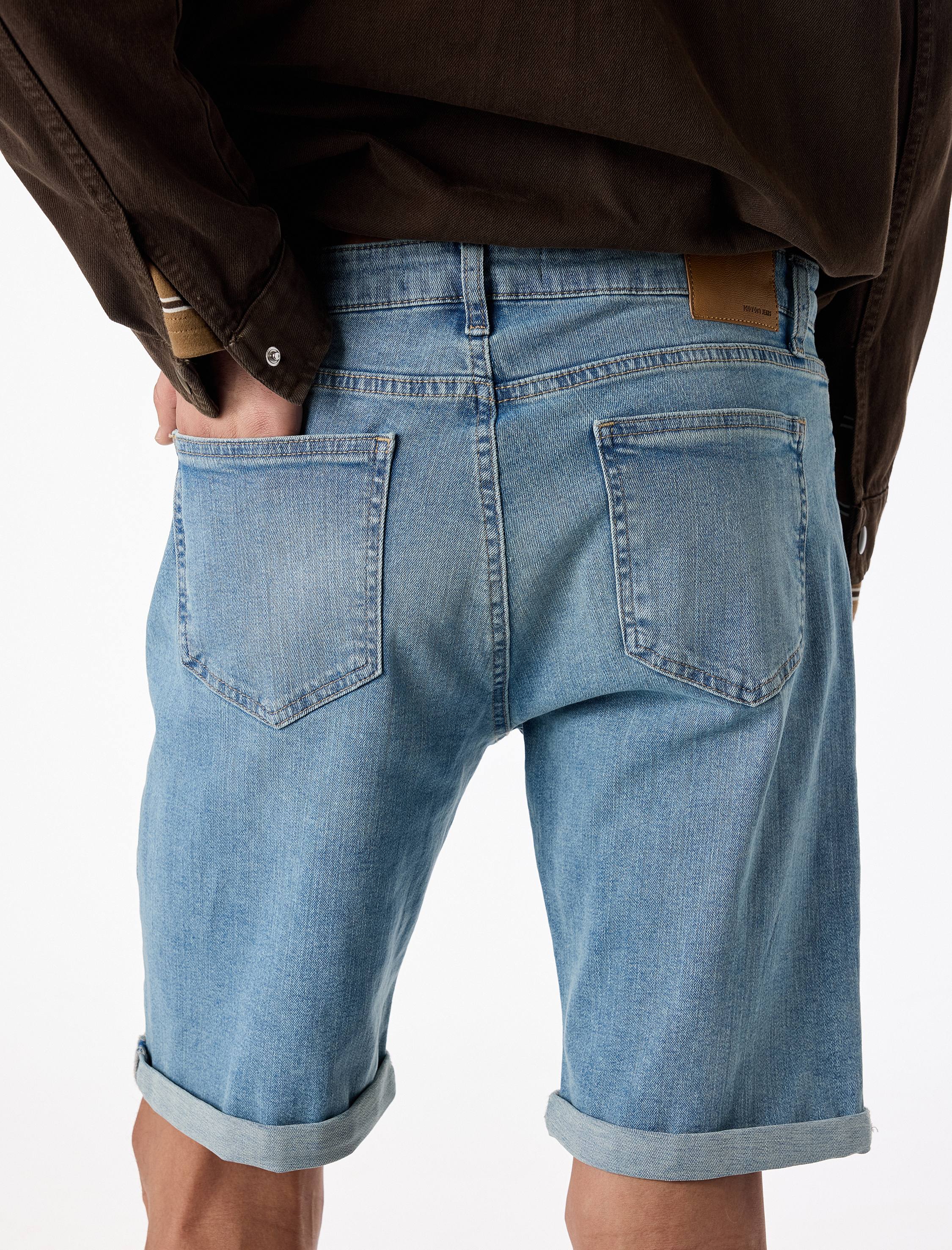   Pamuklu Cepli Bermuda Slim Fit Jean Şort