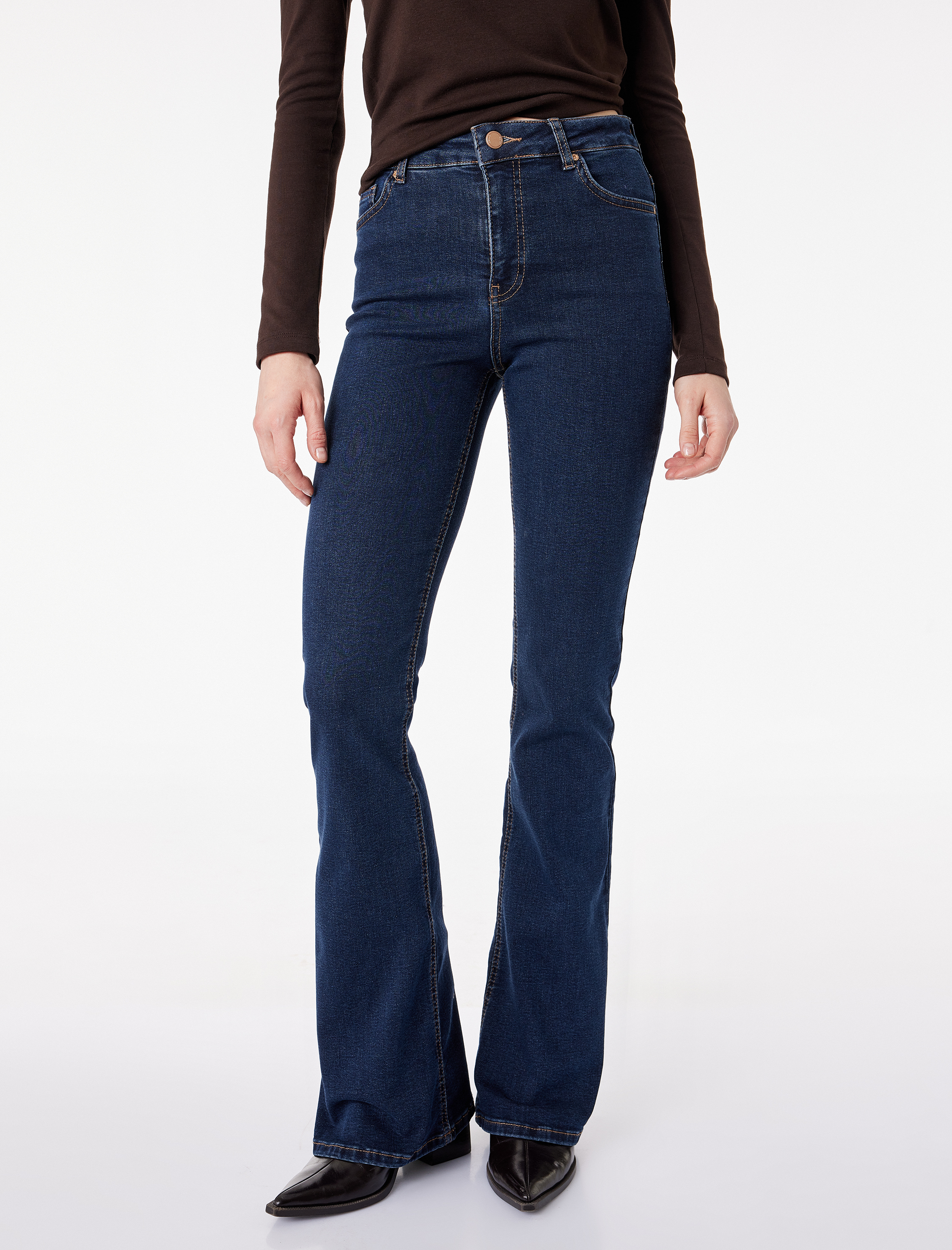   Dar Kalıp Yüksek Bel Düğmeli Cepli İspanyol Paça Denim Pantolon - Flare Jean