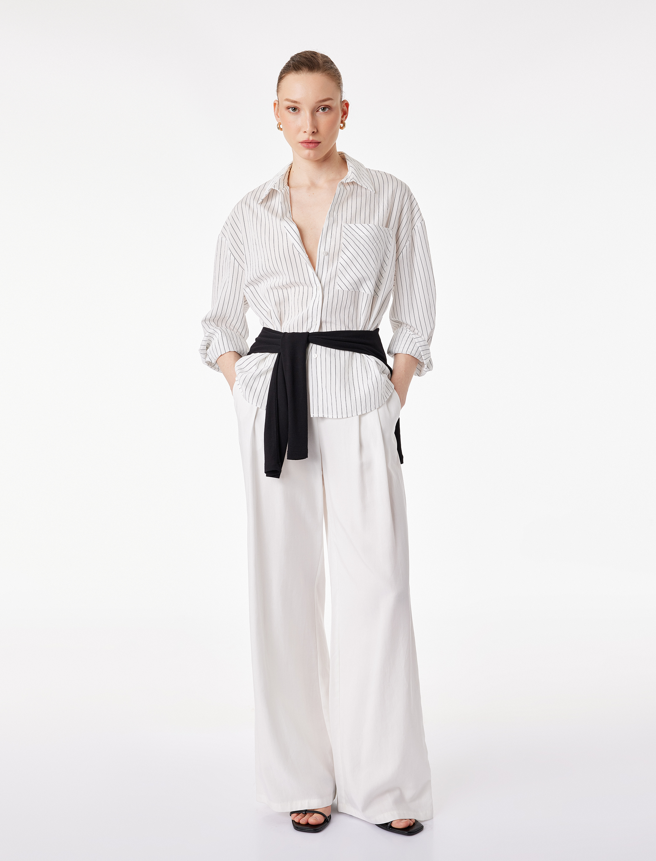   Bol Kalıp Cepli Uzun Kollu Arkası Pencere Detaylı Çizgili Gömlek