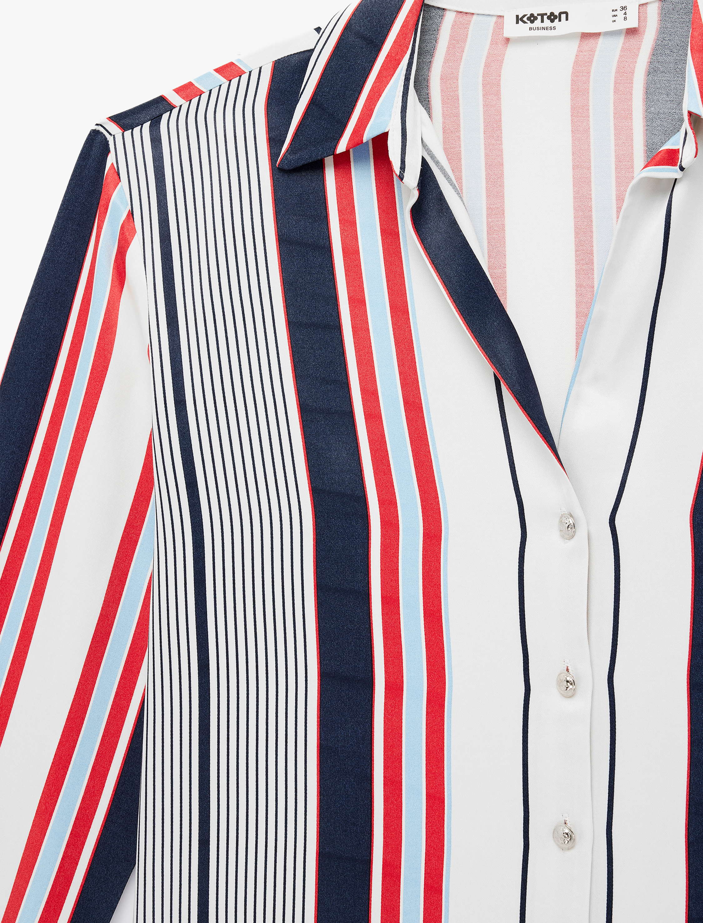   Klasik Yaka Düğmeli Uzun Kollu Gömlek