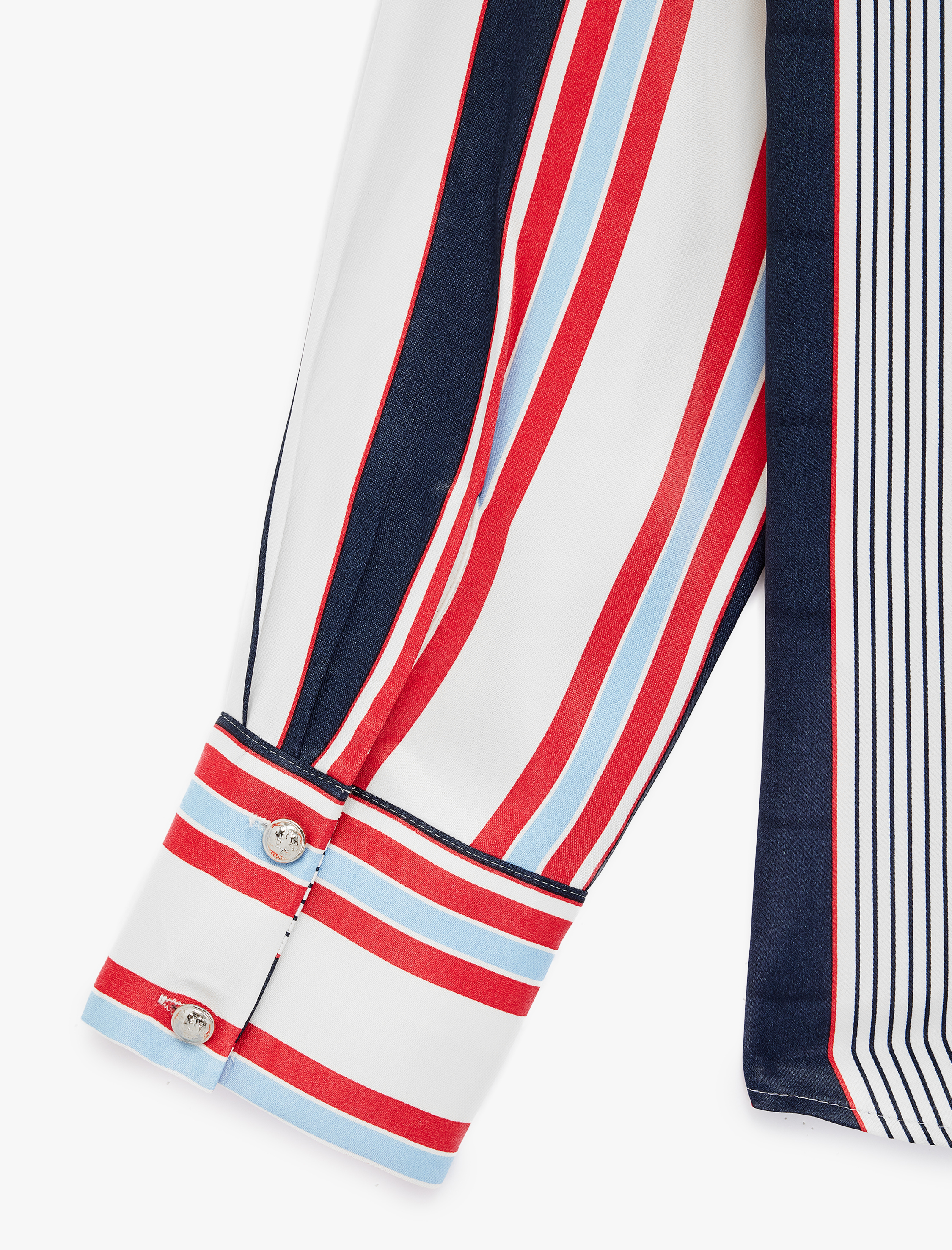   Klasik Yaka Düğmeli Uzun Kollu Gömlek