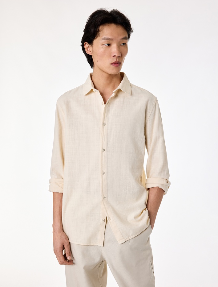  Regular Fit Pamuklu Klasik Yaka Düğmeli Uzun Kollu Gömlek