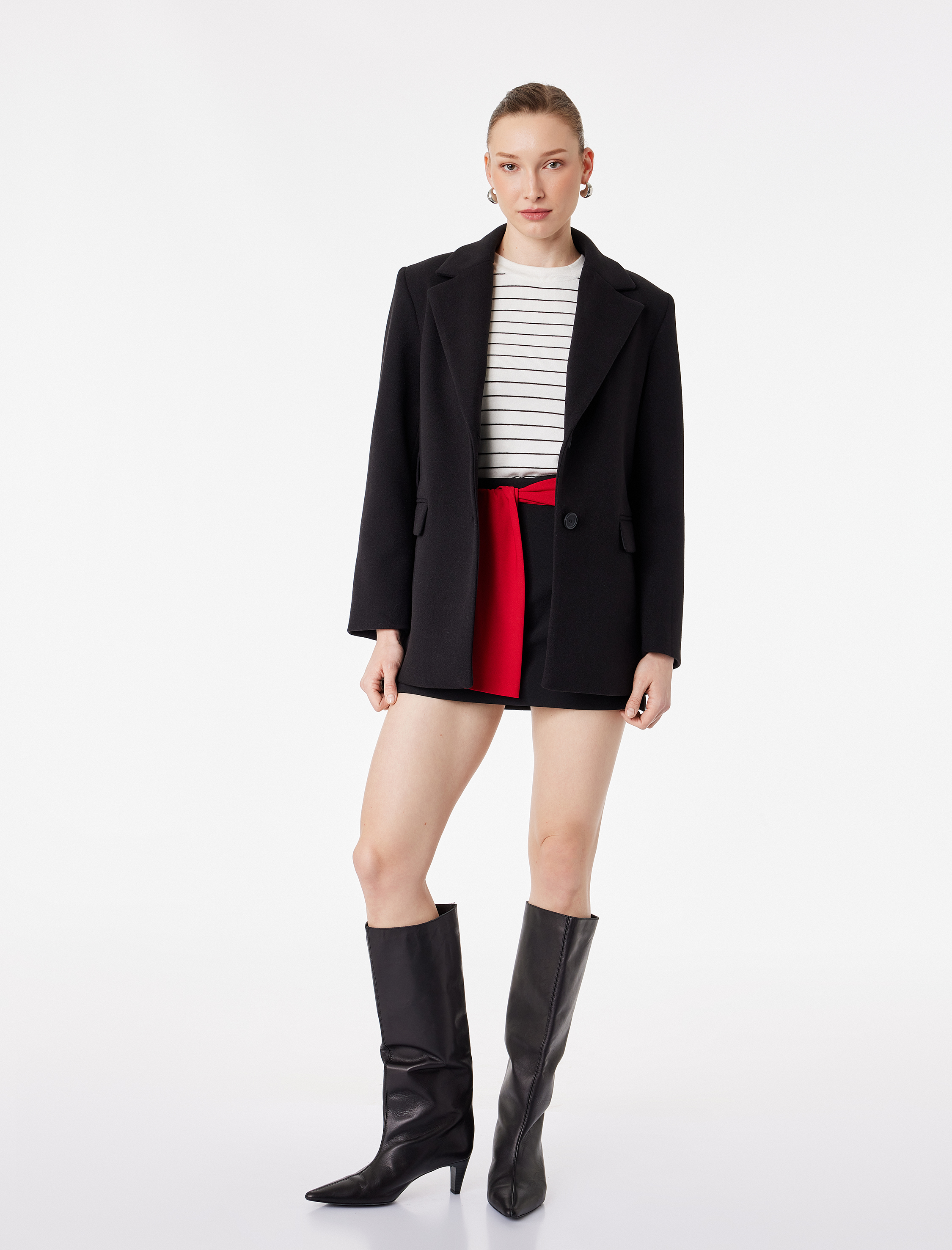   Uzun Kollu Düğmeli Cepli Kaşe Ceket