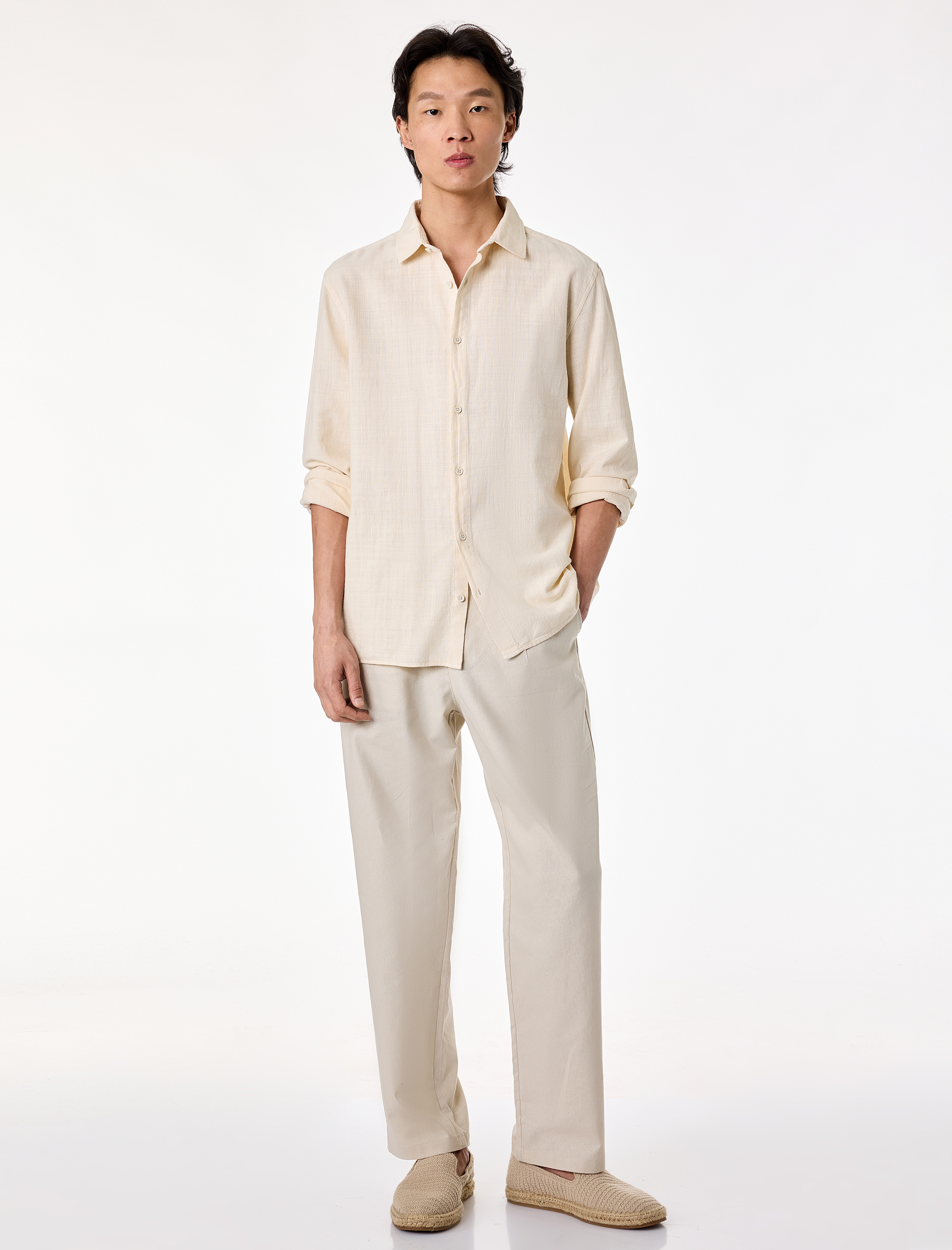   Regular Fit Pamuklu Klasik Yaka Düğmeli Uzun Kollu Gömlek