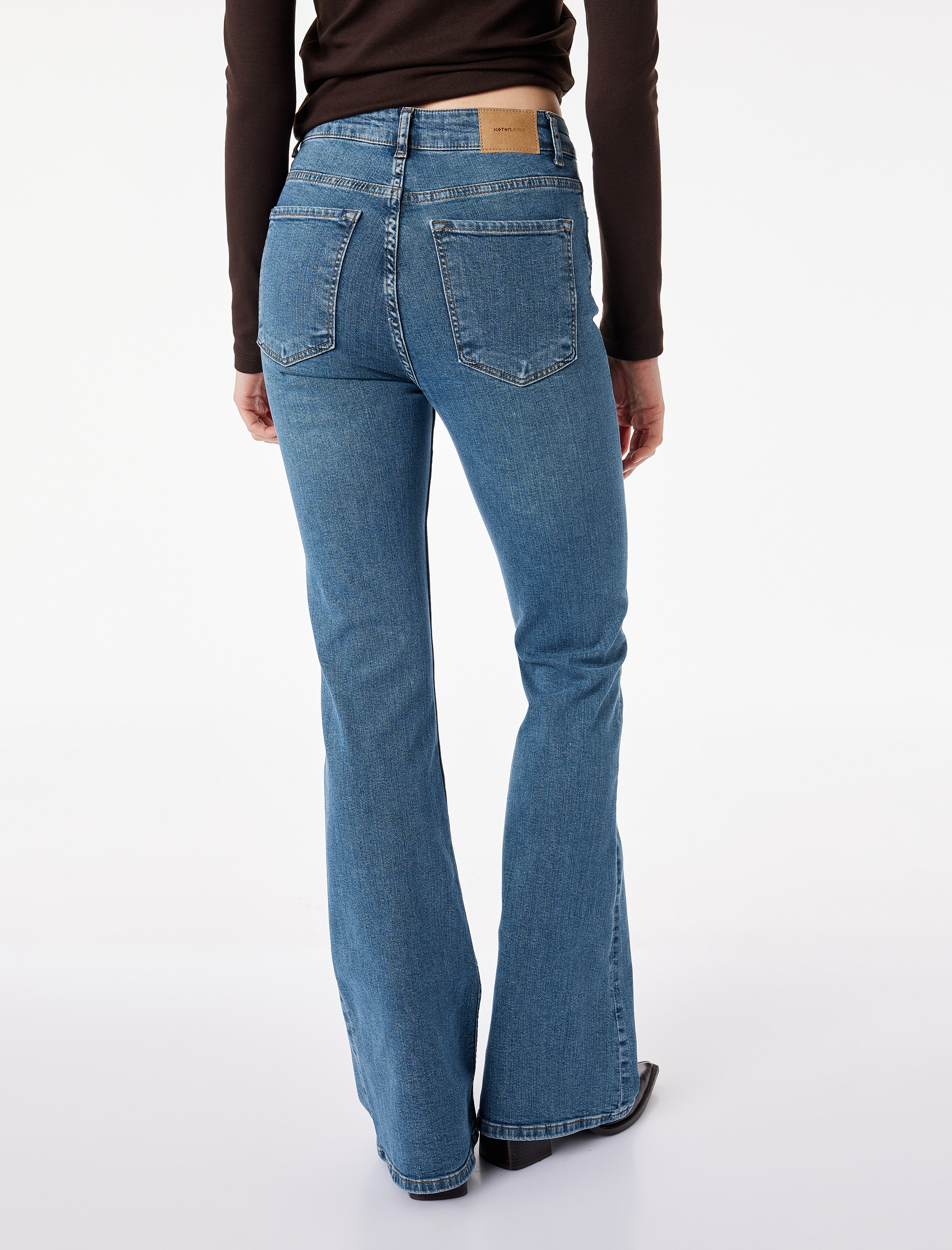   Pamuklu Dar Kalıp Düğmeli İspanyol Paça Denim Pantolon - Flare Jeans