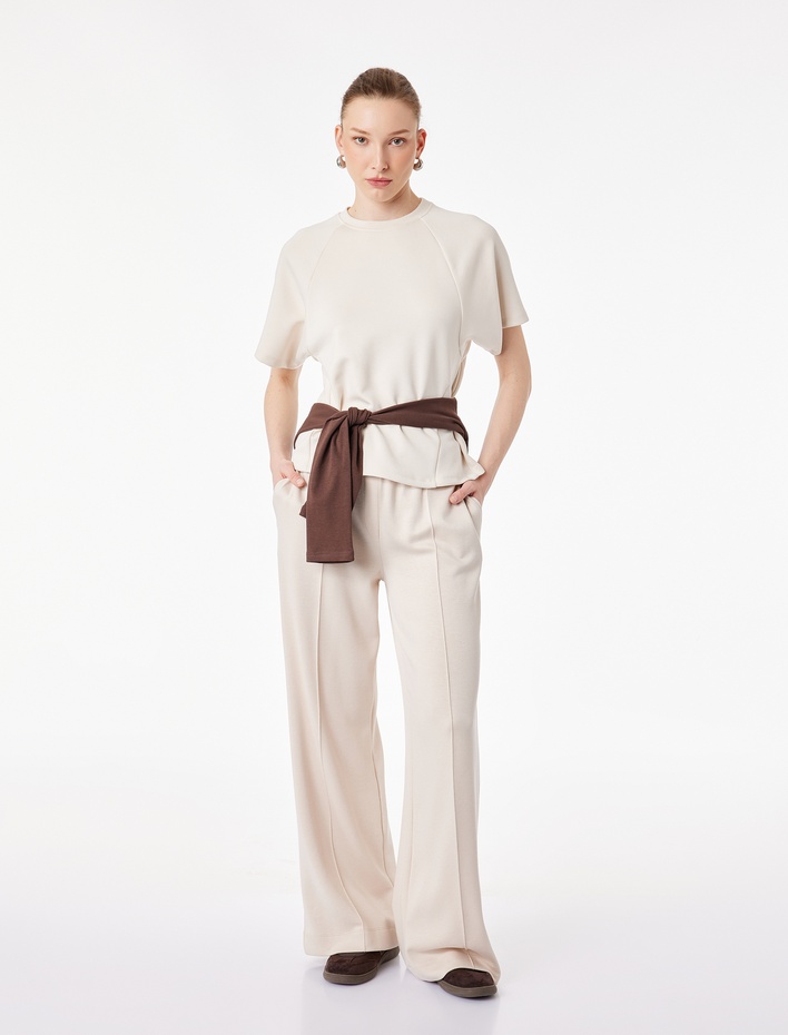  Modal Kumaş Rahat Kalıp Kısa Kollu Bisiklet Yaka Tişört