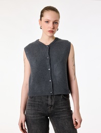 Düğmeli Kolej Yaka Triko Yelek