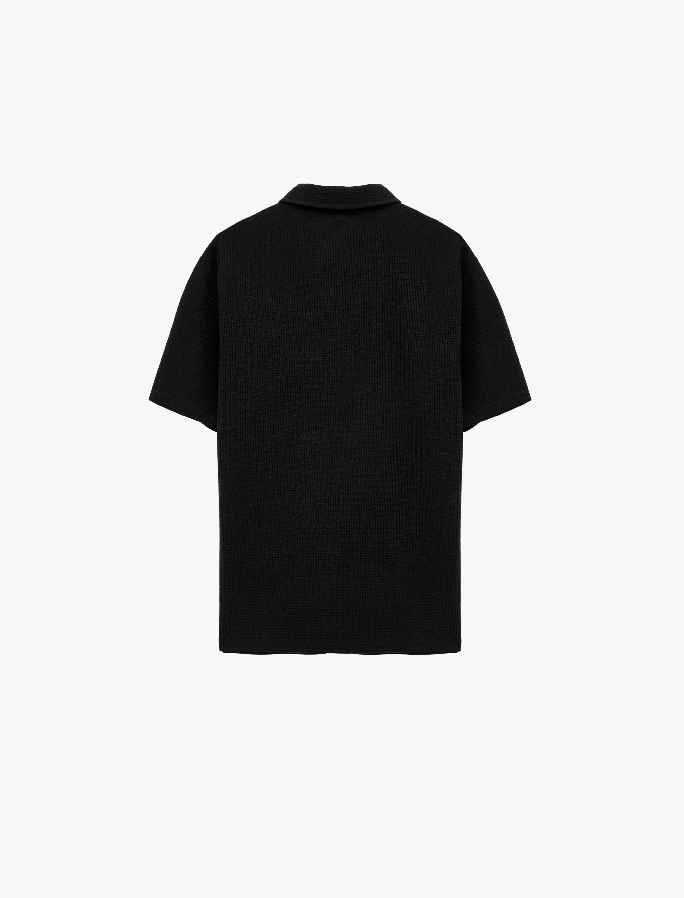   Regular Fit Waffle Dokulu Düğmeli Kısa Kollu Polo Yaka Tişört