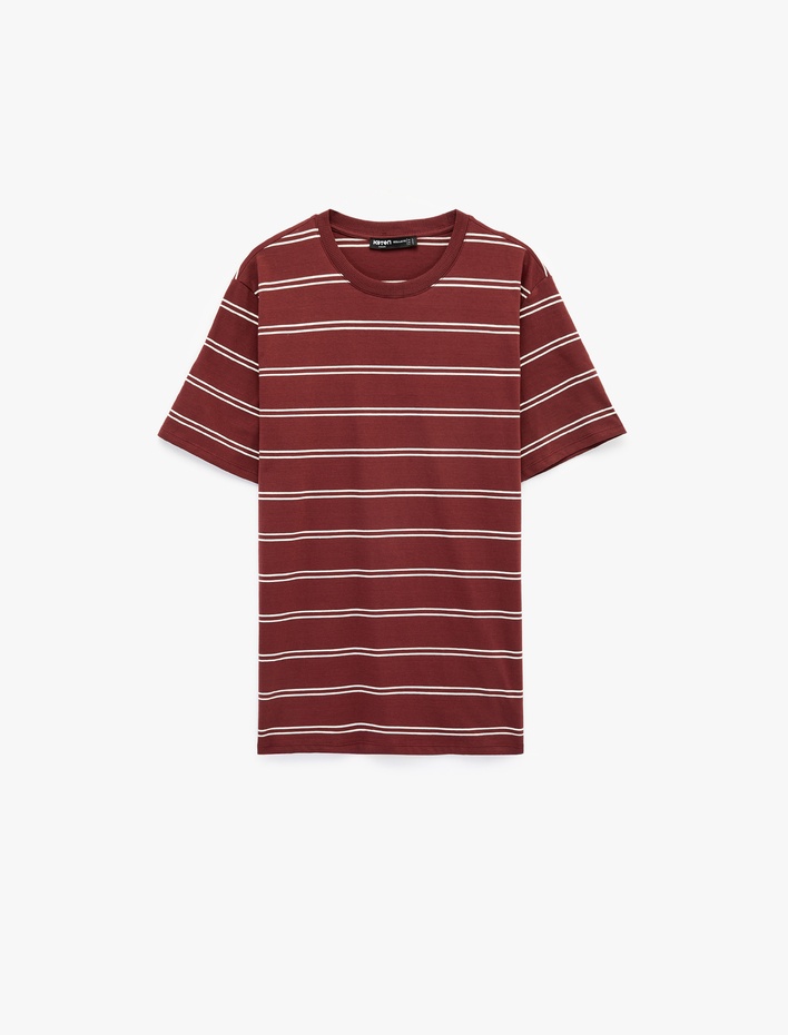  Regular Fit Kısa Kollu Pamuklu Bisiklet Yaka Tişört