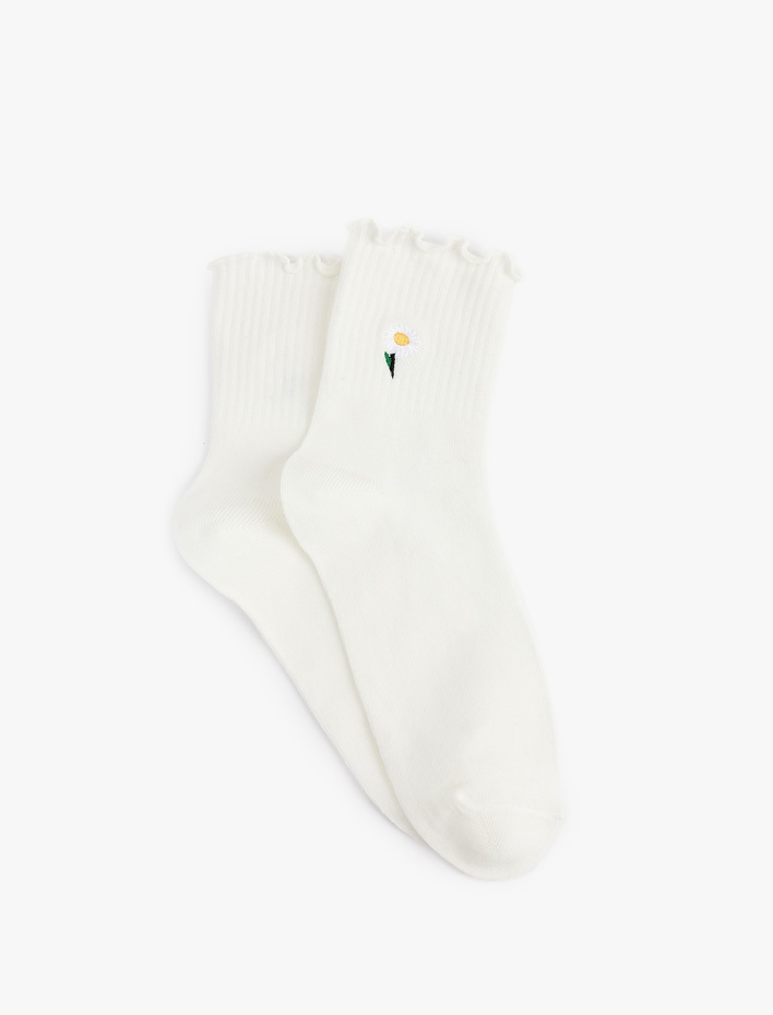 Kadın Fırfırlı Papatya Nakışlı Soket Çorap