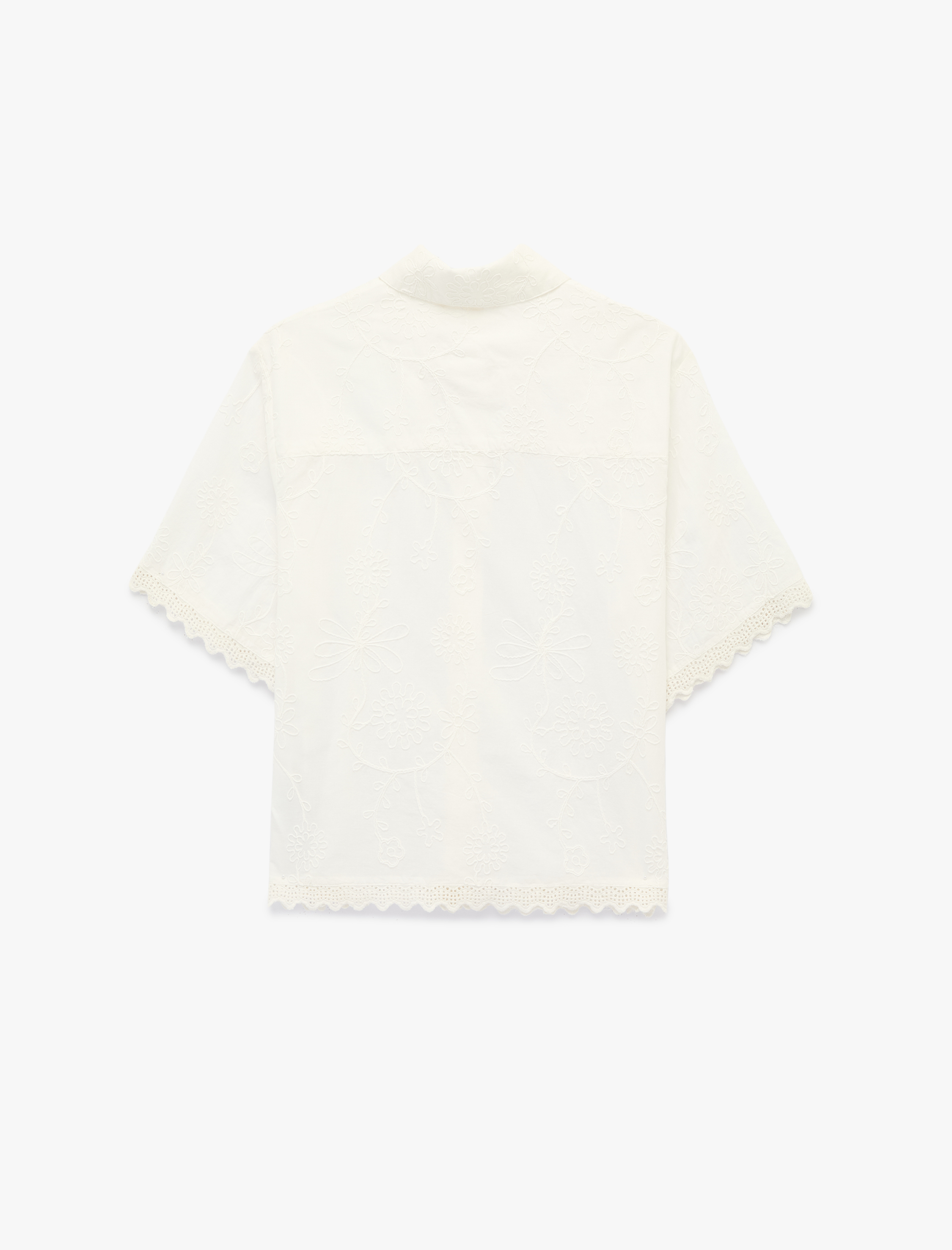   Pamuklu Kısa Kollu Dantel Detaylı Brodeli Çiçekli Gömlek