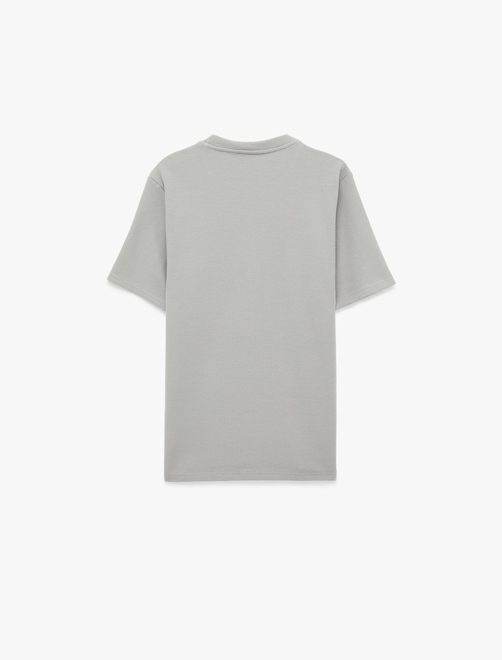  Regular Fit Kısa Kollu Pamuklu Waffle Dokulu Bisiklet Yaka Tişört