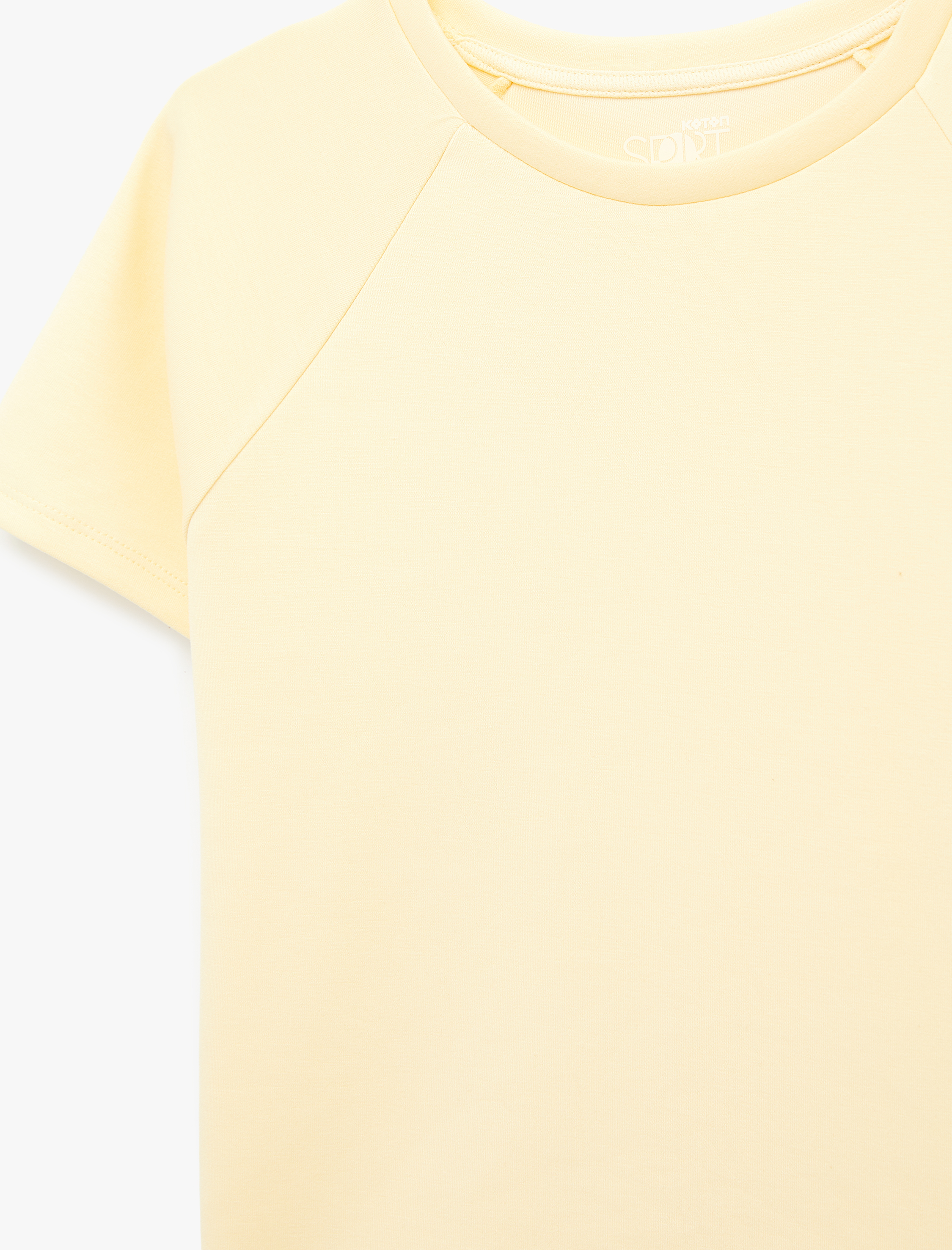   Rahat Kalıp Kısa Kollu Bisiklet Yaka Viskon Karışımlı Spor Tişört