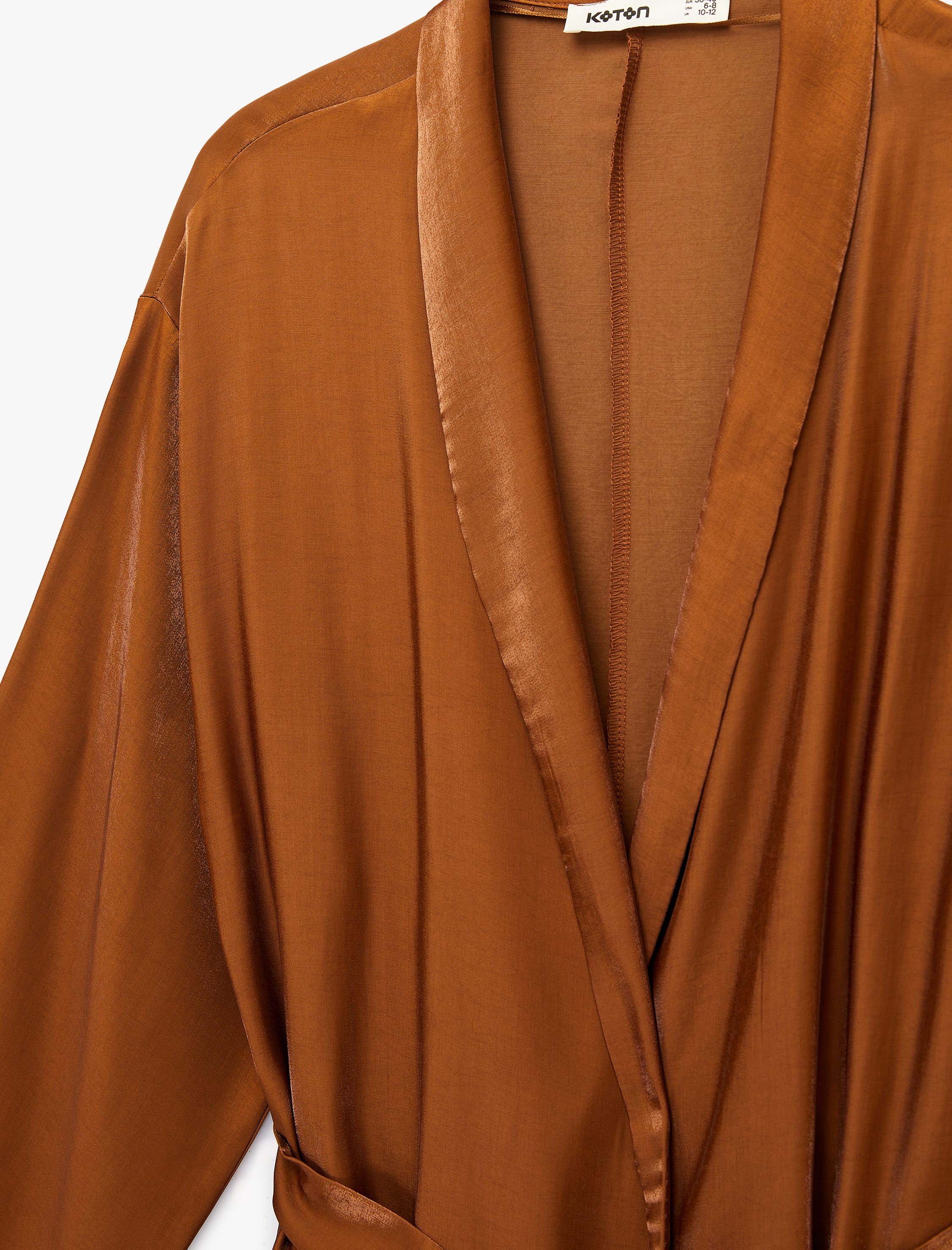   Uzun Geniş Kollu Kuşak Detaylı Uzun Saten Kimono