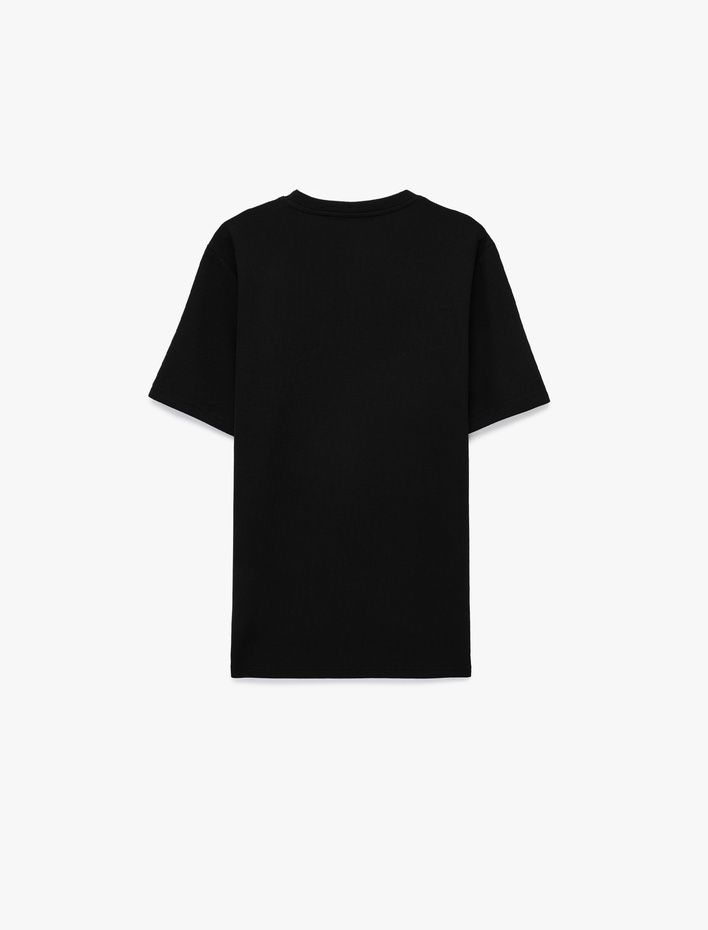  Regular Fit Kısa Kollu Pamuklu Waffle Dokulu Bisiklet Yaka Tişört