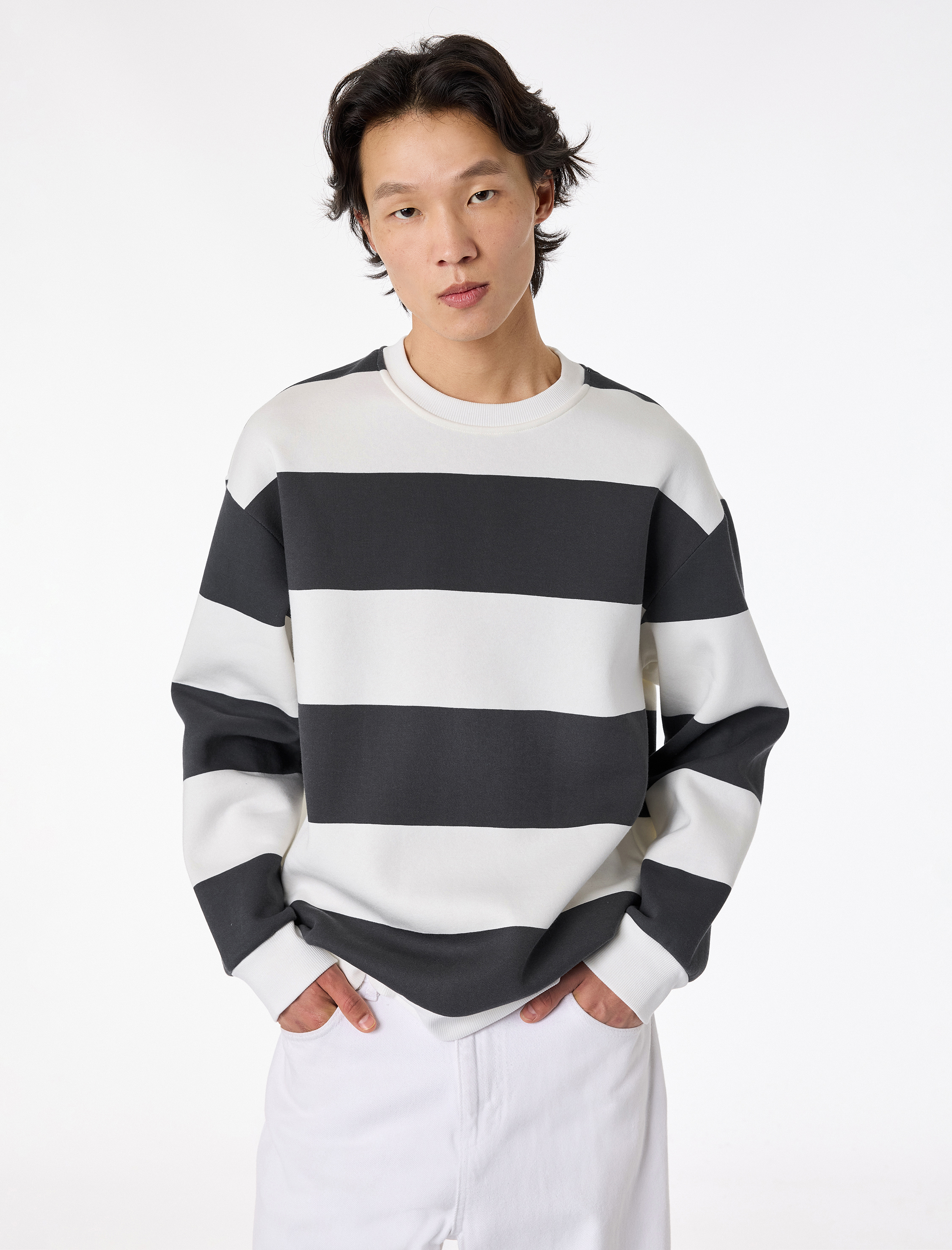 Koton Uzun Kollu Şardonlu Bisiklet Yaka Oversize Sweatshirt
