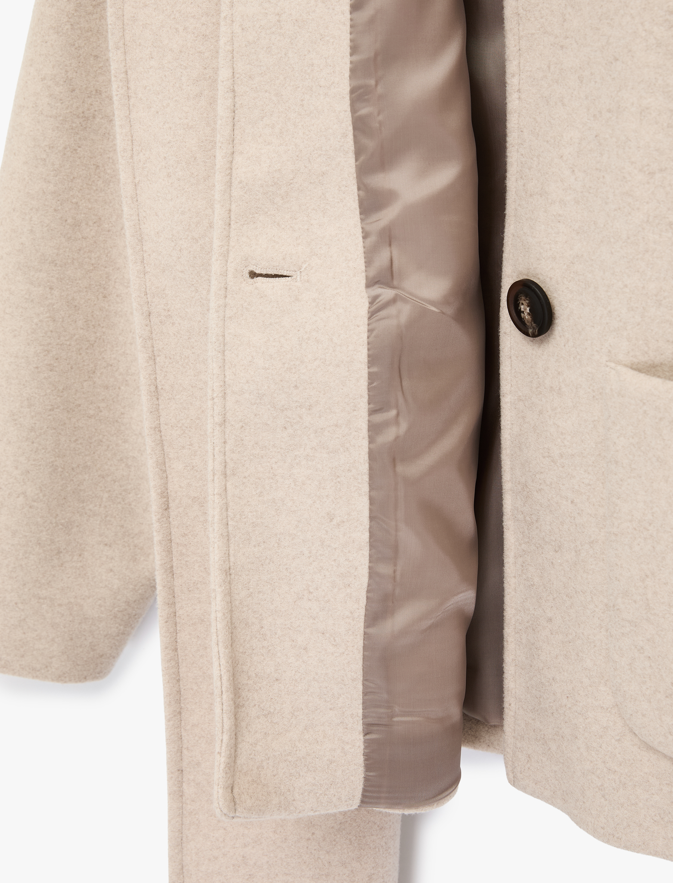   Uzun Kollu Düğmeli Cepli Atkılı Kaşe Ceket