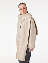 Uzun Kollu Düğmeli Cepli Atkılı Kaşe Ceket