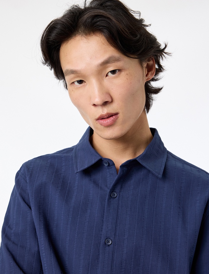  Regular Fit Klasik Yaka Düğmeli Dokulu Uzun Kollu Gömlek