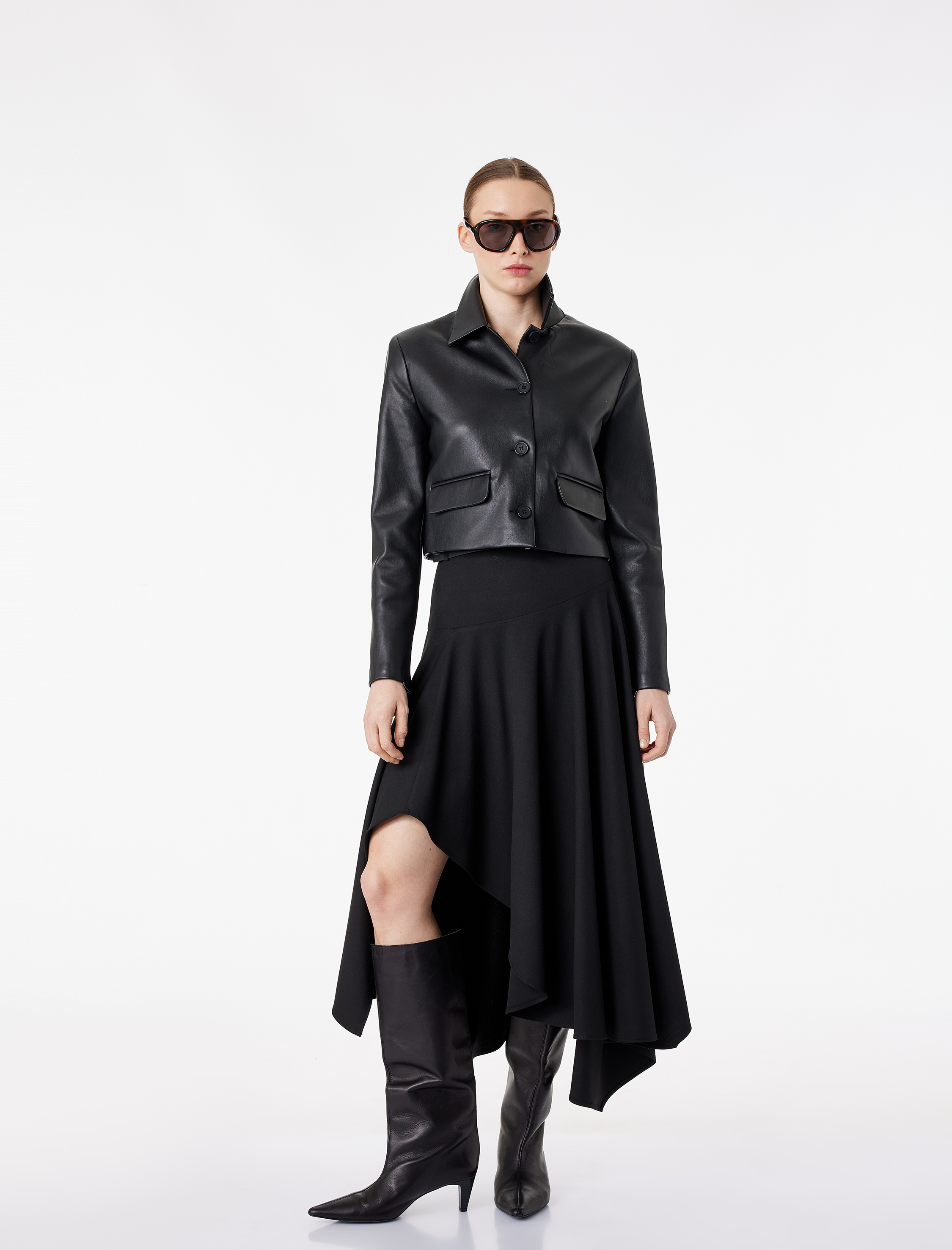   Yüksek Bel Asimetrik Kesim Kemer Detaylı Kloş Midi Etek