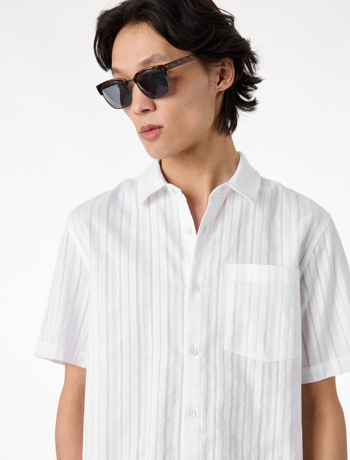  Regular Fit Kısa Kollu Dokulu Klasik Yaka Gömlek