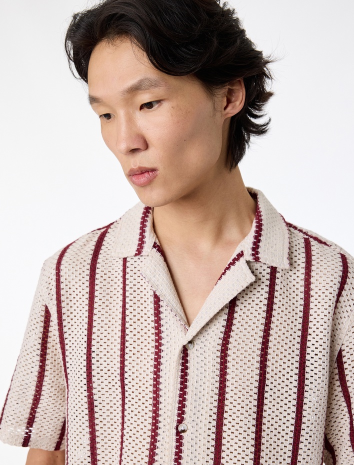  Regular Fit Kısa Kollu Ajurlu Devrik Yaka Çizgili Gömlek