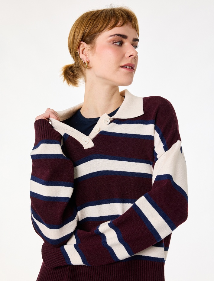  Düğmeli Çizgili Rahat Kalıp Polo Yaka Kazak