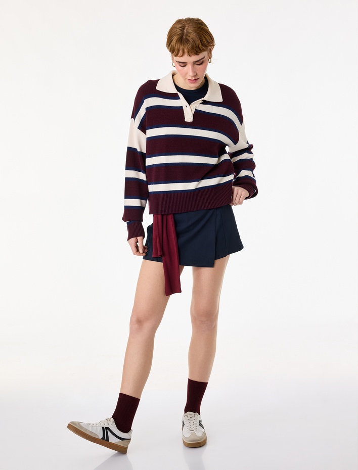  Düğmeli Çizgili Rahat Kalıp Polo Yaka Kazak